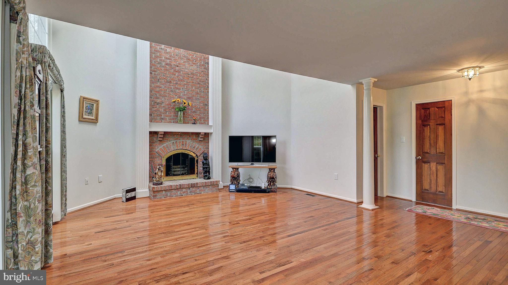 HAMPTON FOREST - Residential