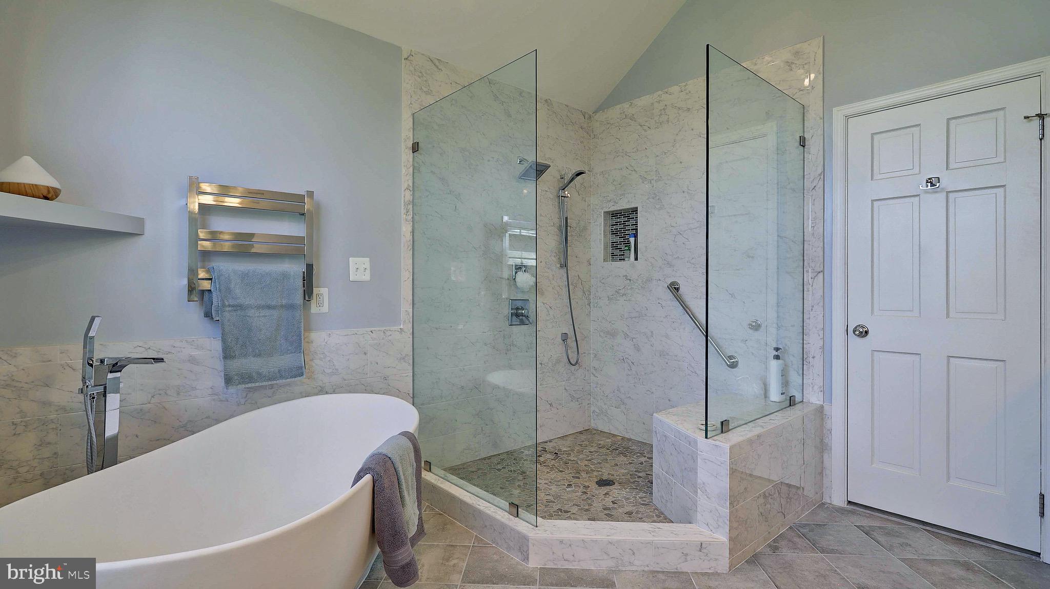 HAMPTON FOREST - Residential