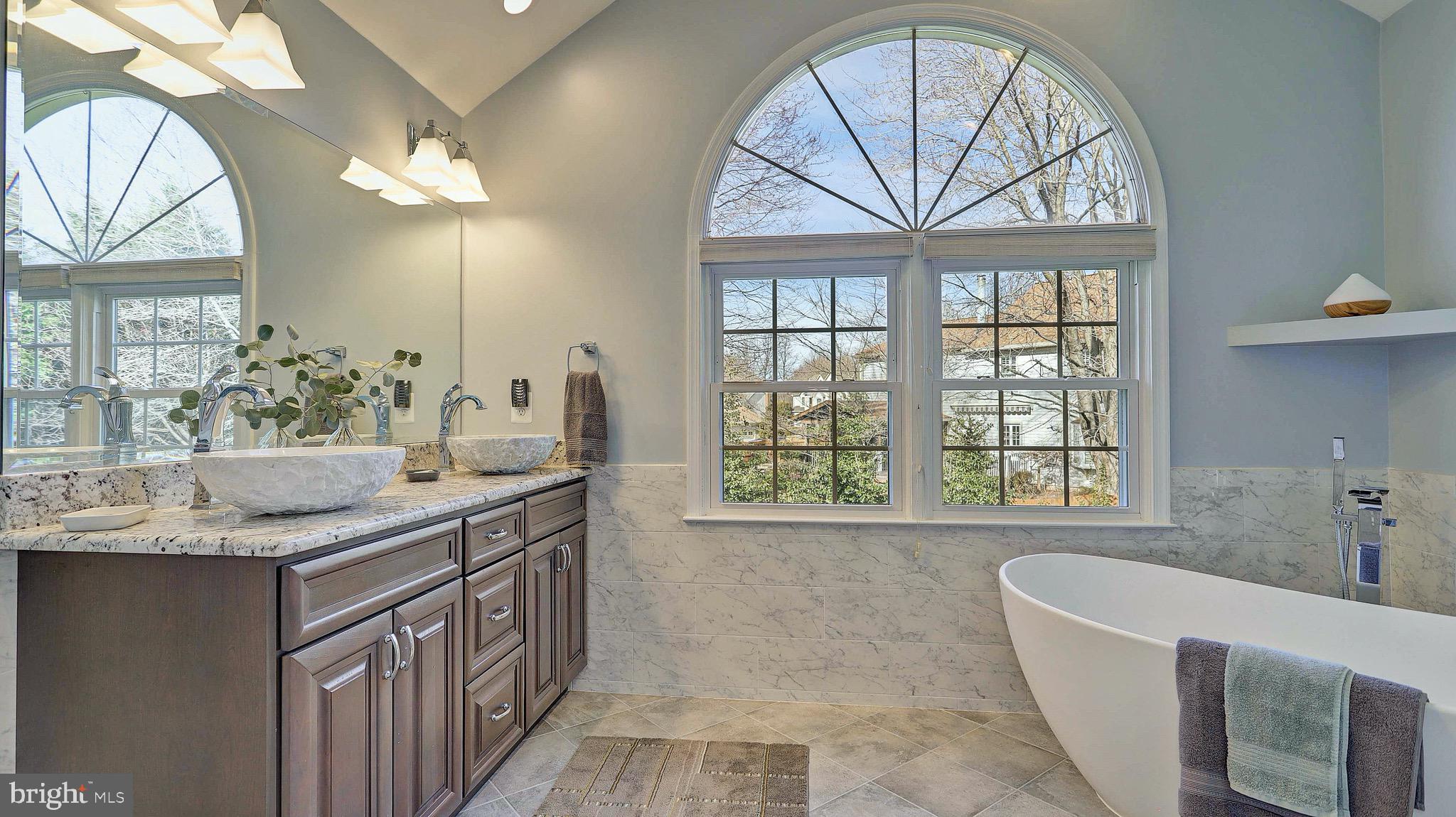 HAMPTON FOREST - Residential