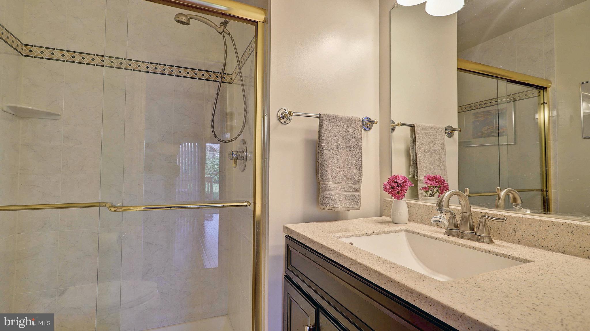 HAMPTON FOREST - Residential