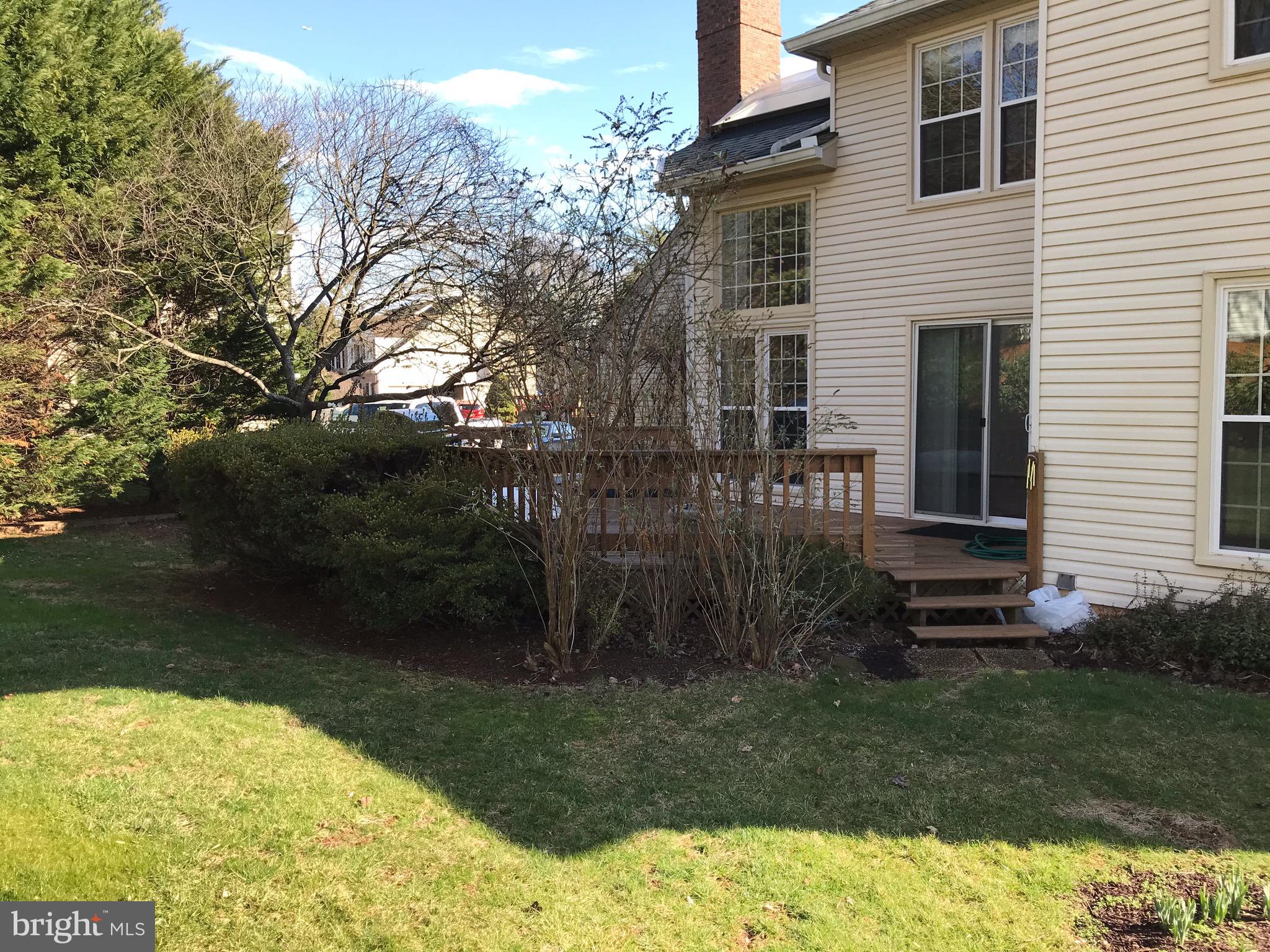 HAMPTON FOREST - Residential