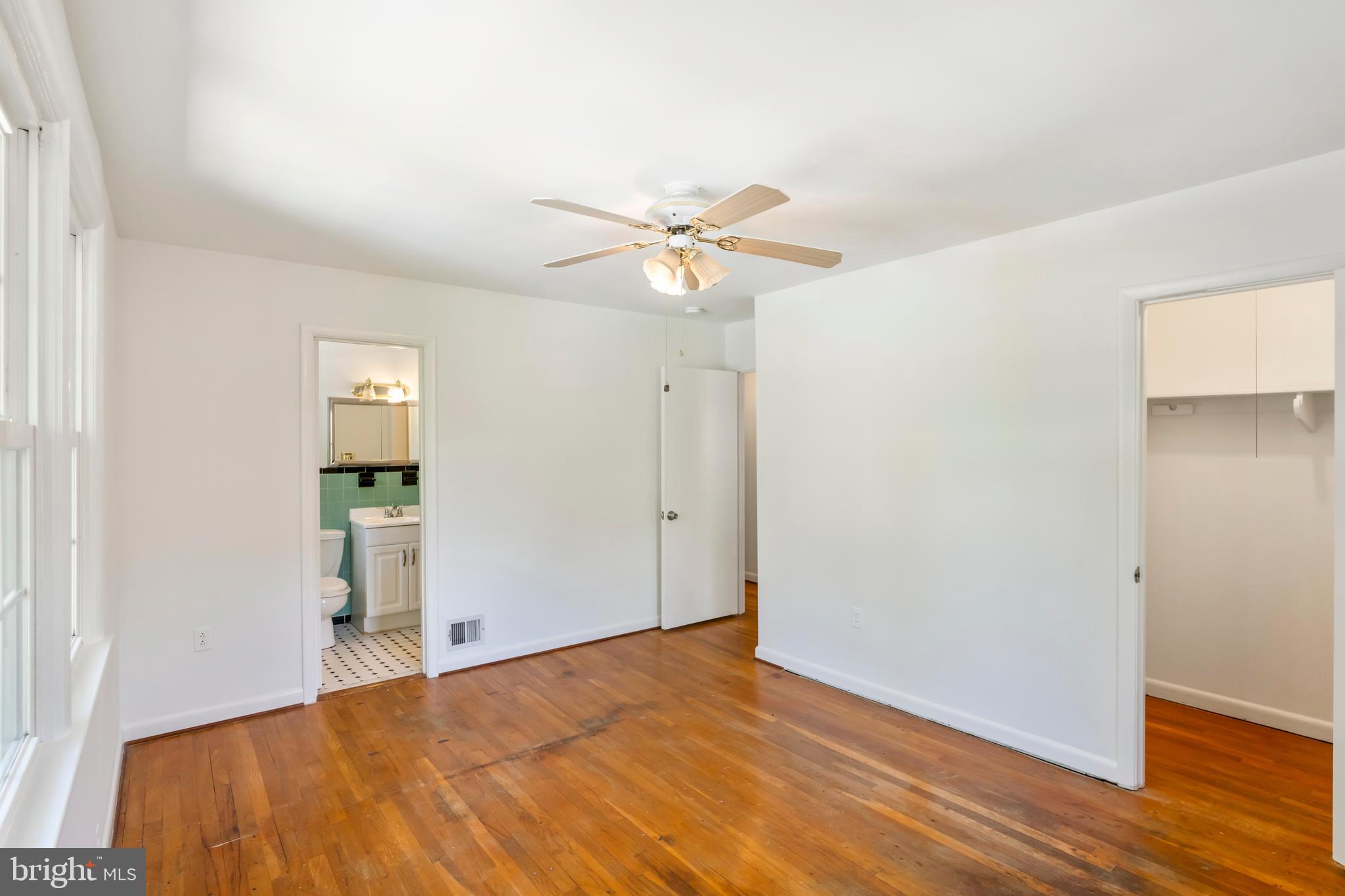 WHEATON WOODS - Residential