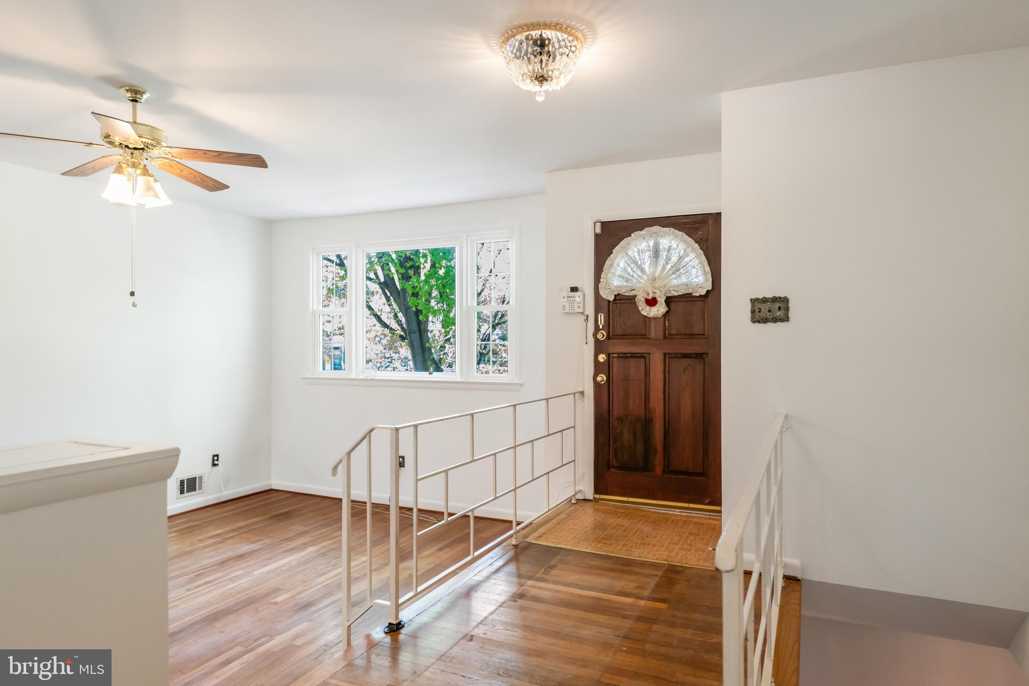 WHEATON WOODS - Residential