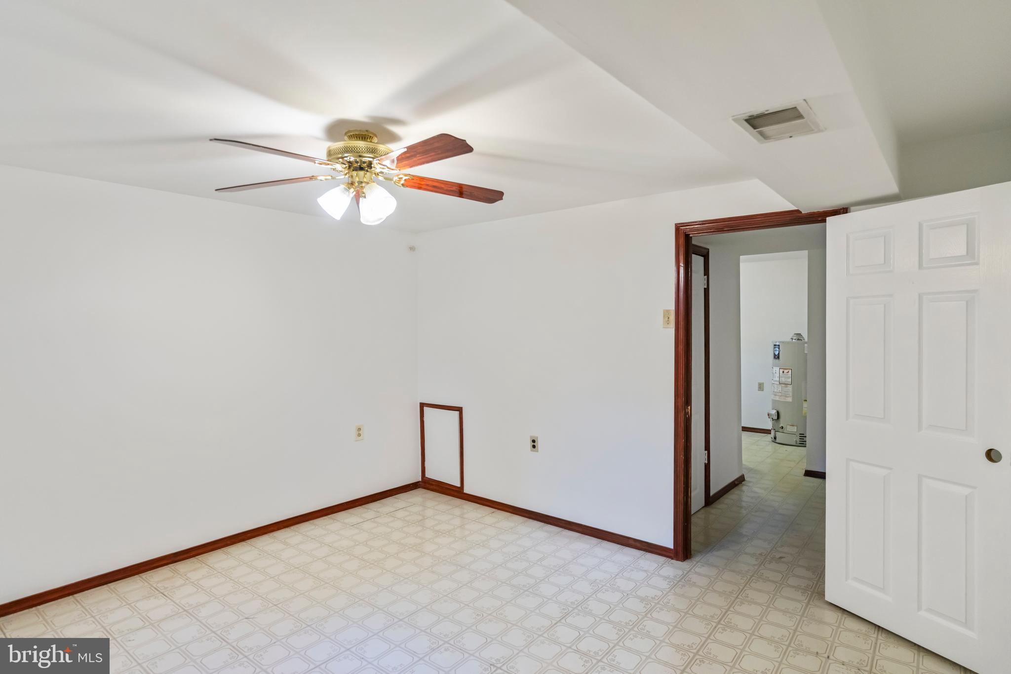 WHEATON WOODS - Residential