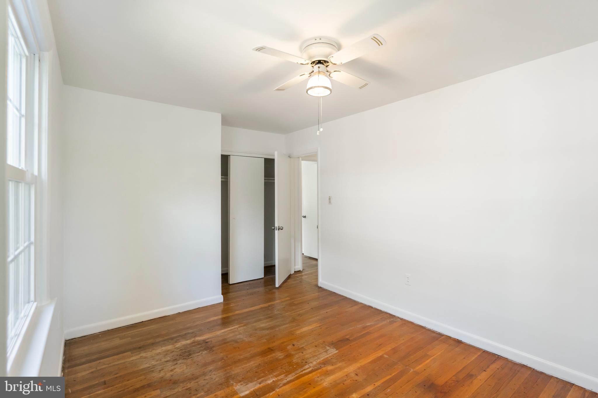 WHEATON WOODS - Residential