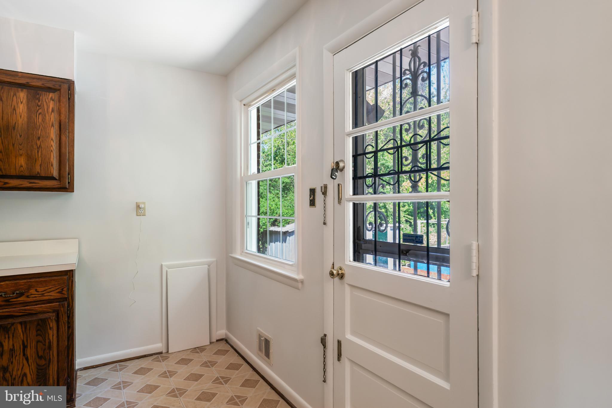 WHEATON WOODS - Residential