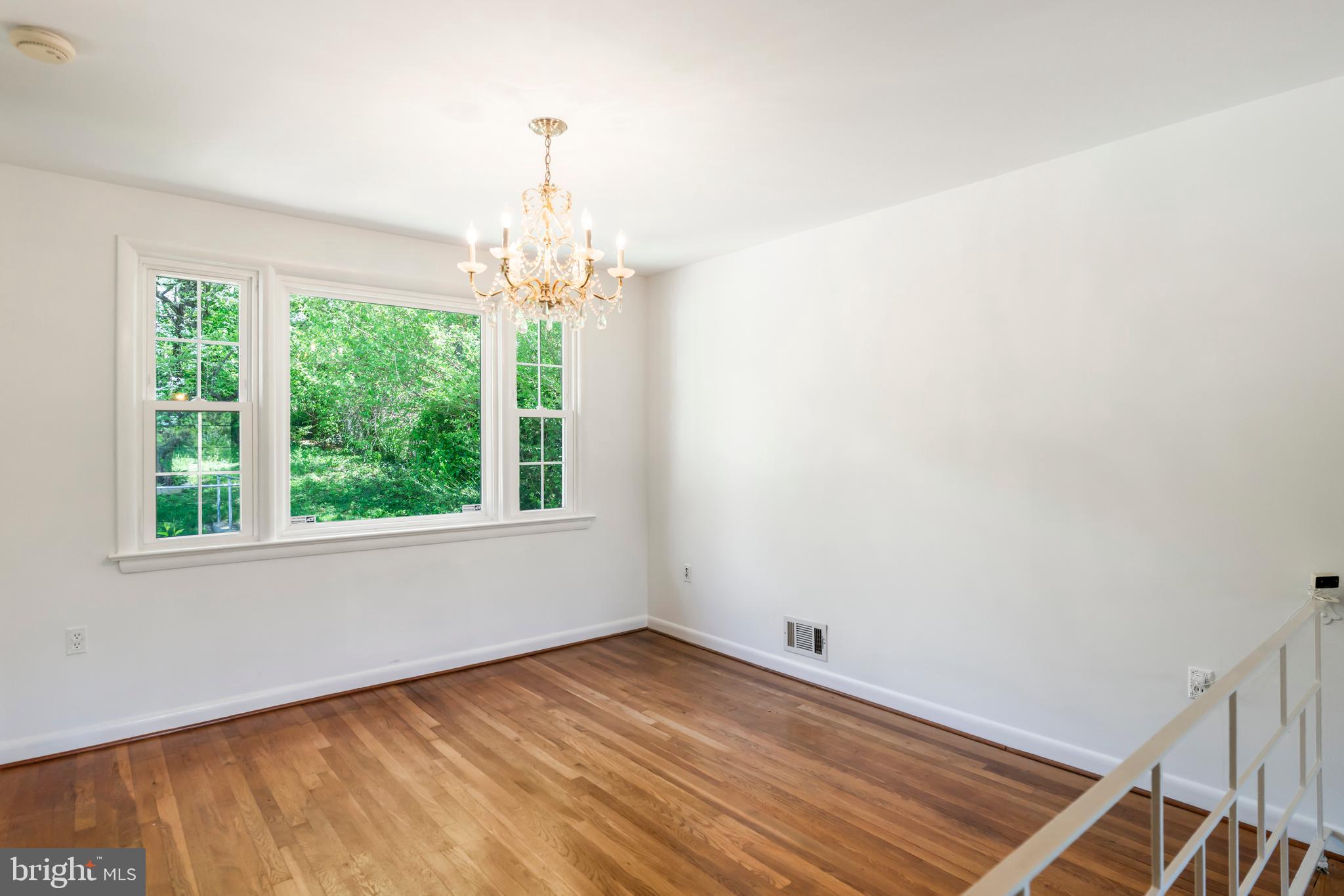 WHEATON WOODS - Residential