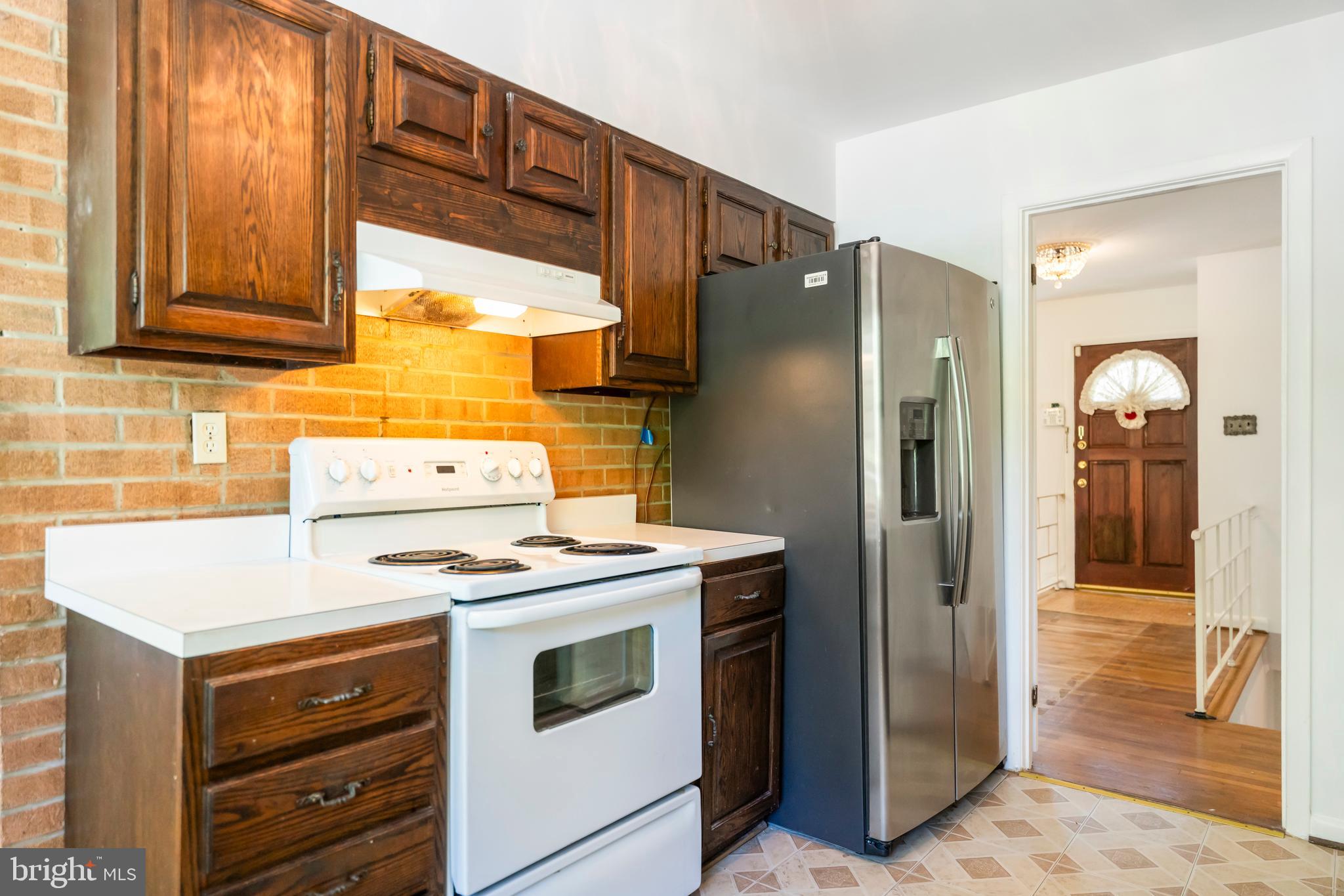 WHEATON WOODS - Residential