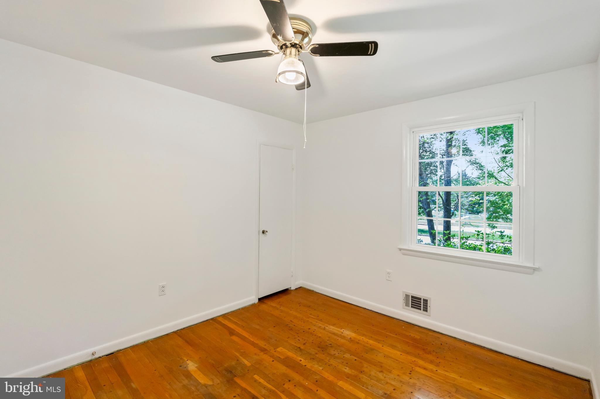 WHEATON WOODS - Residential