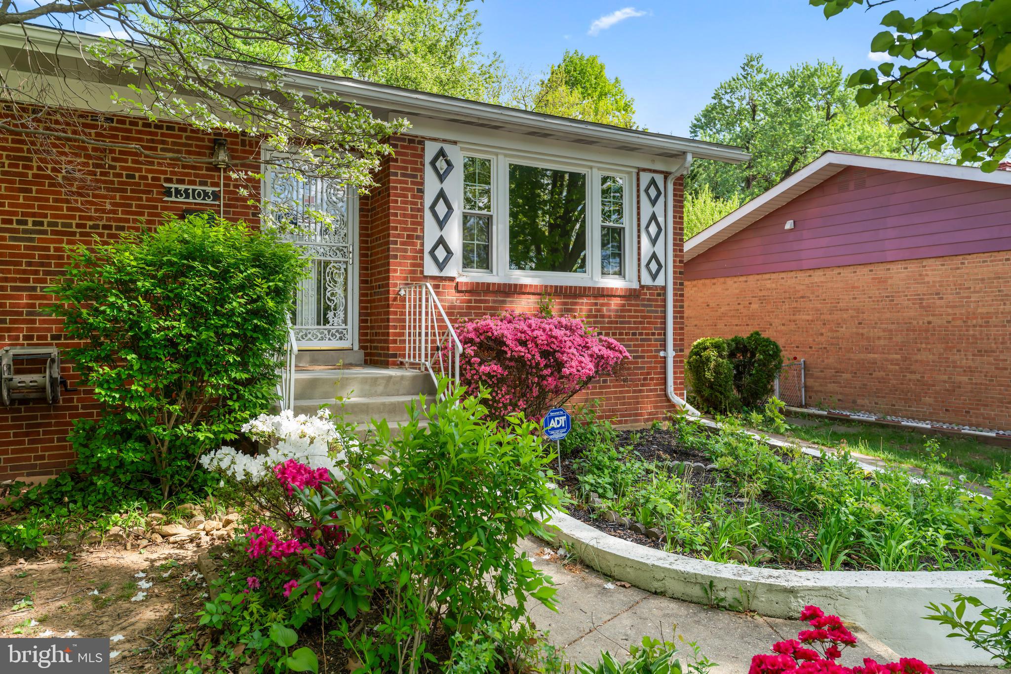 WHEATON WOODS - Residential