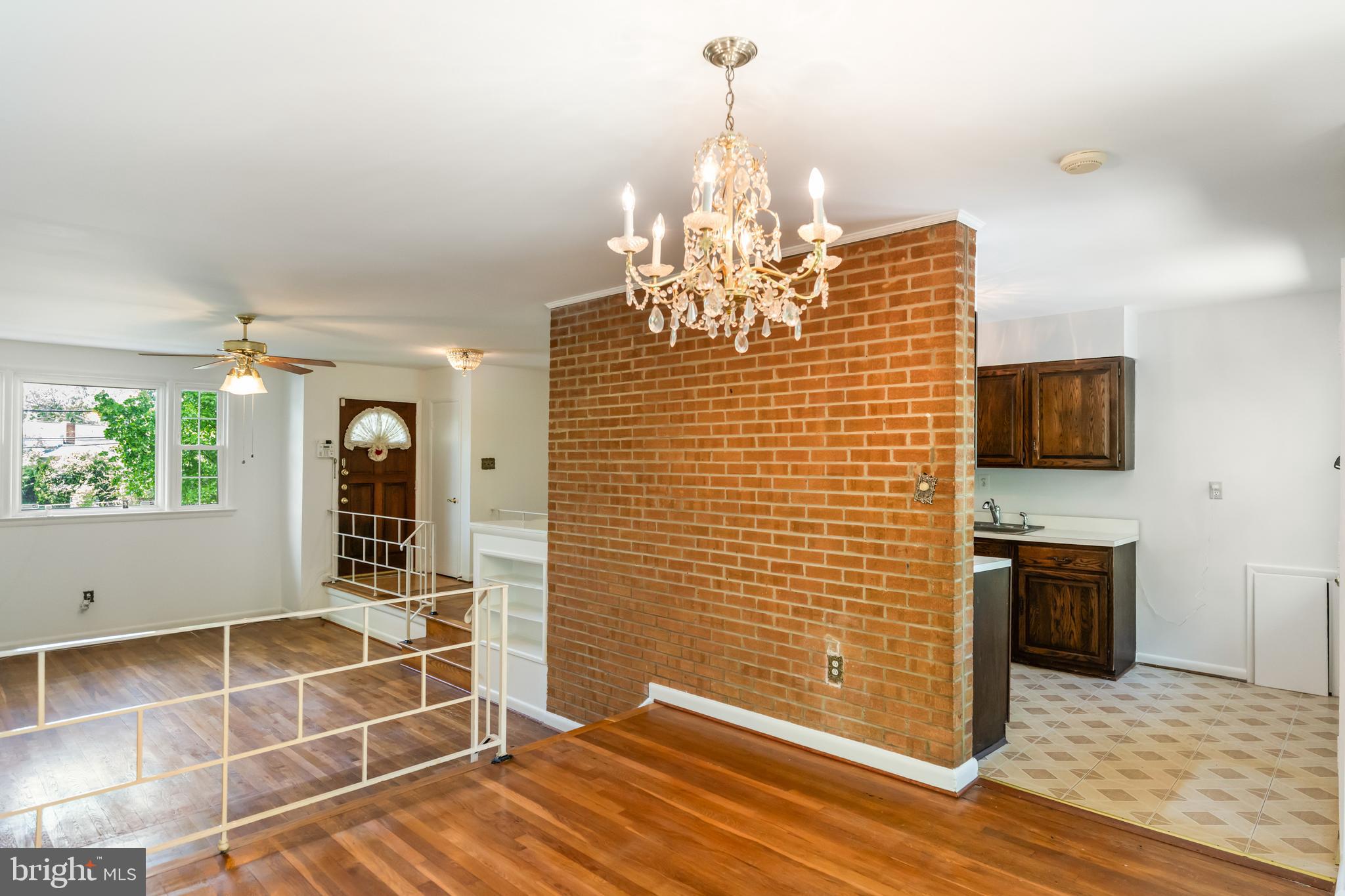 WHEATON WOODS - Residential