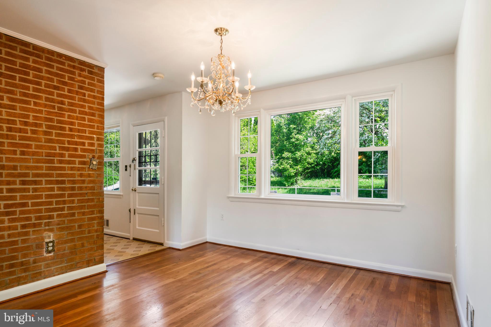 WHEATON WOODS - Residential