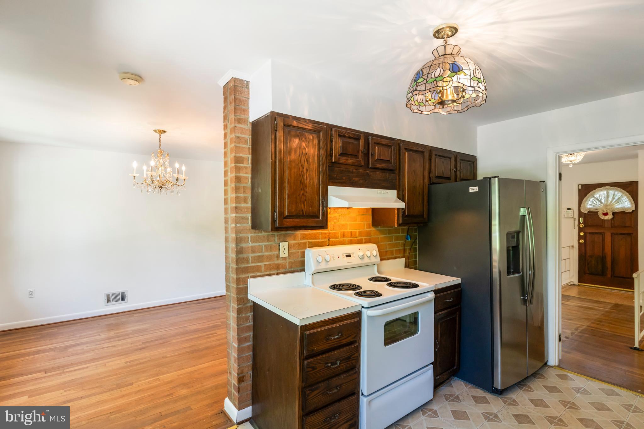 WHEATON WOODS - Residential