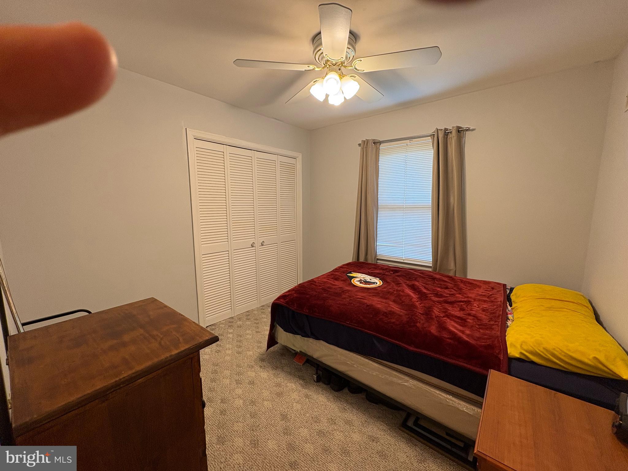 ELMWOOD MANOR - Residential