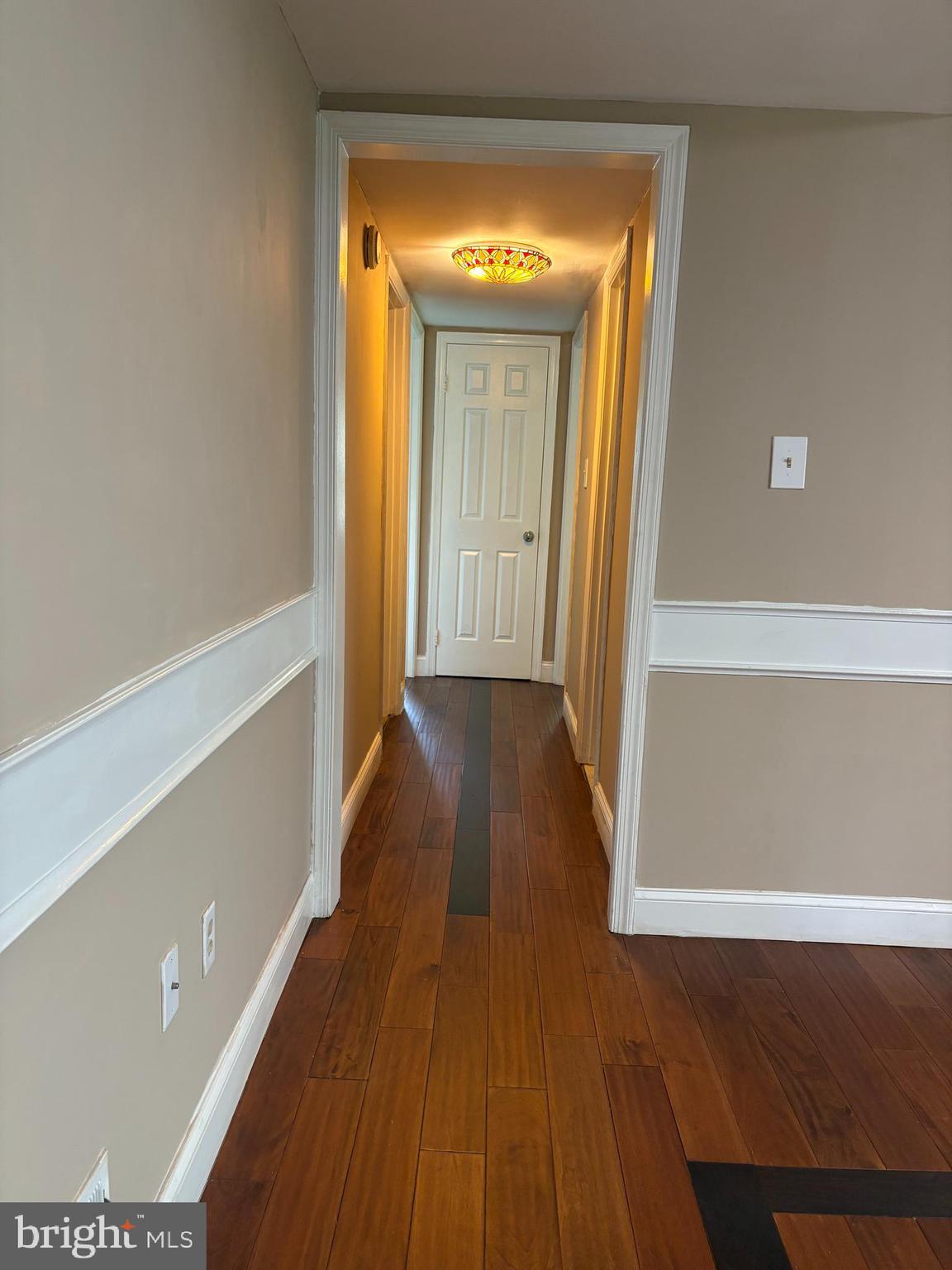 ELMWOOD MANOR - Residential