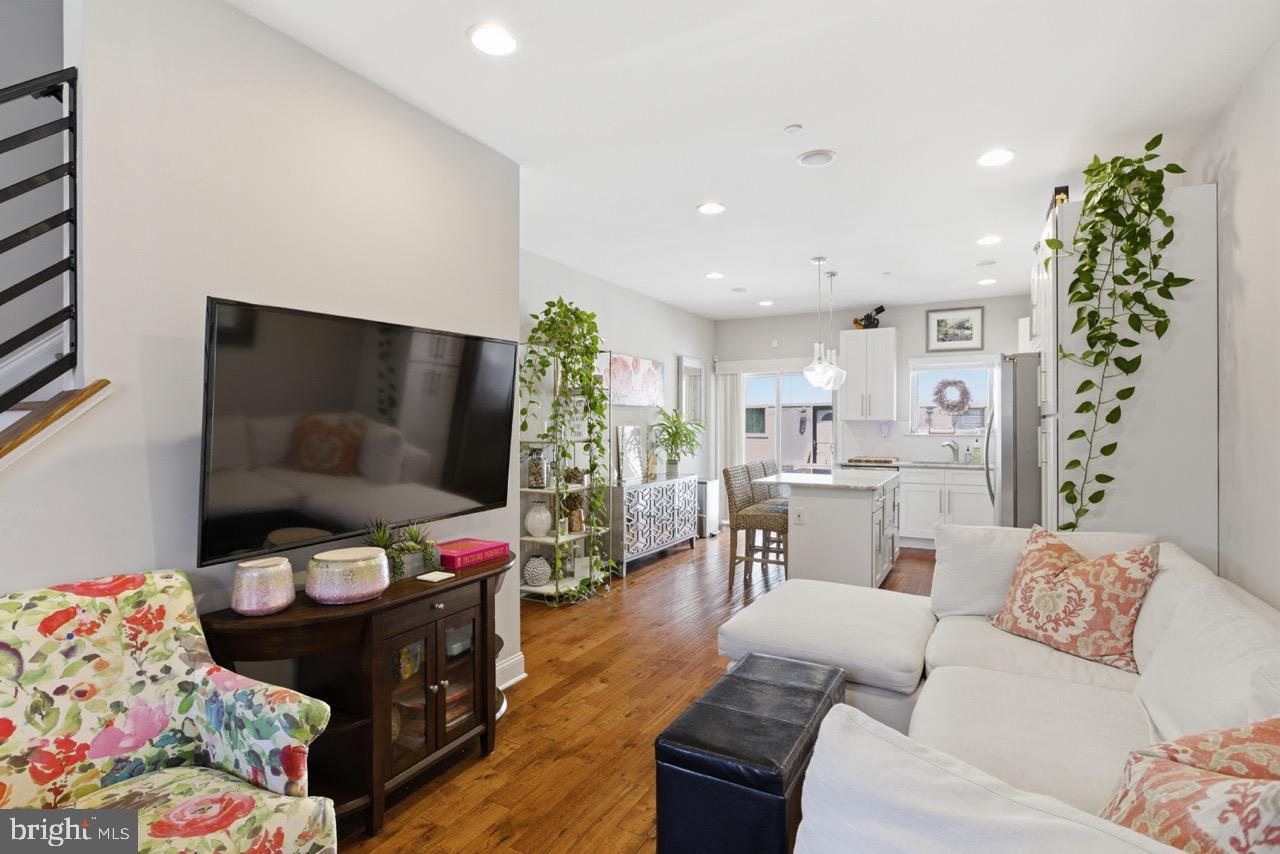 2249 KIMBALL STREET