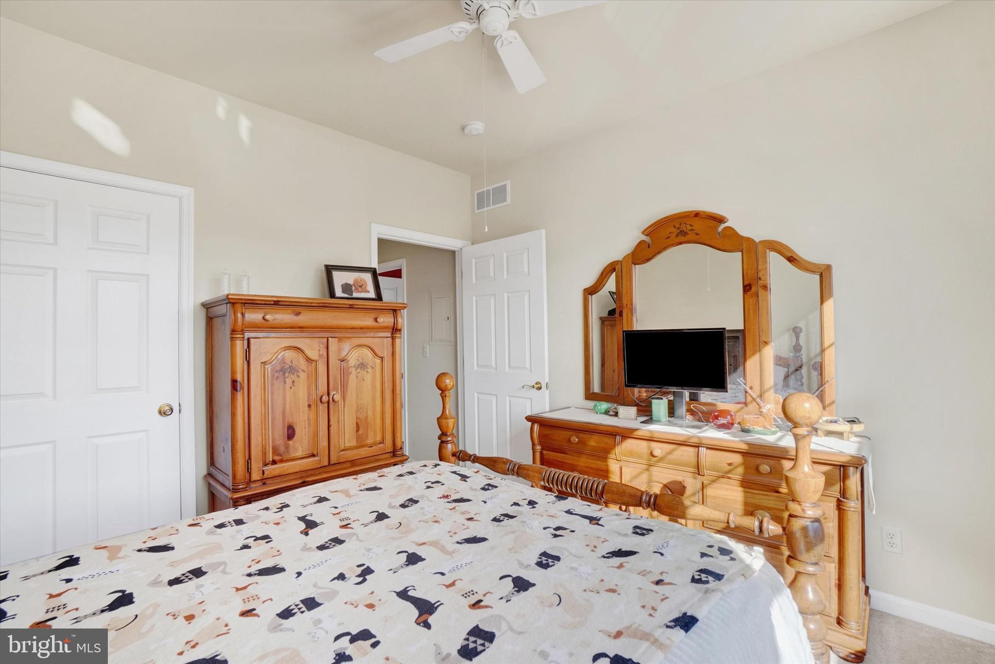 REGENTS GLEN - Residential