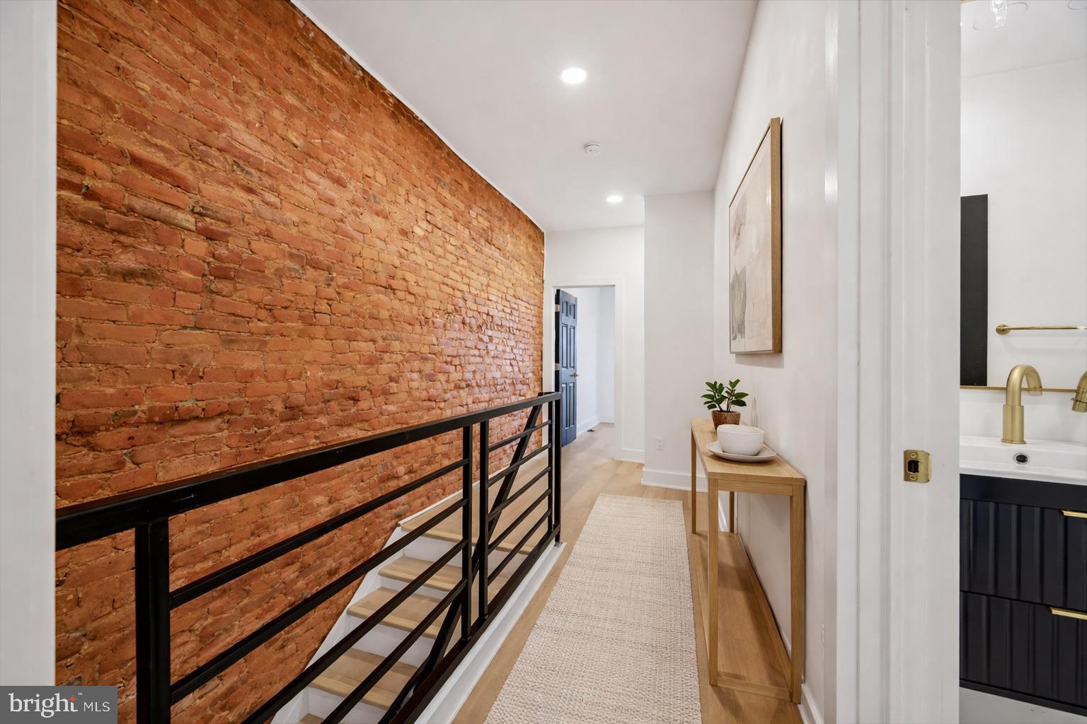 PHILADELPHIA (SOUTHWEST) - Residential