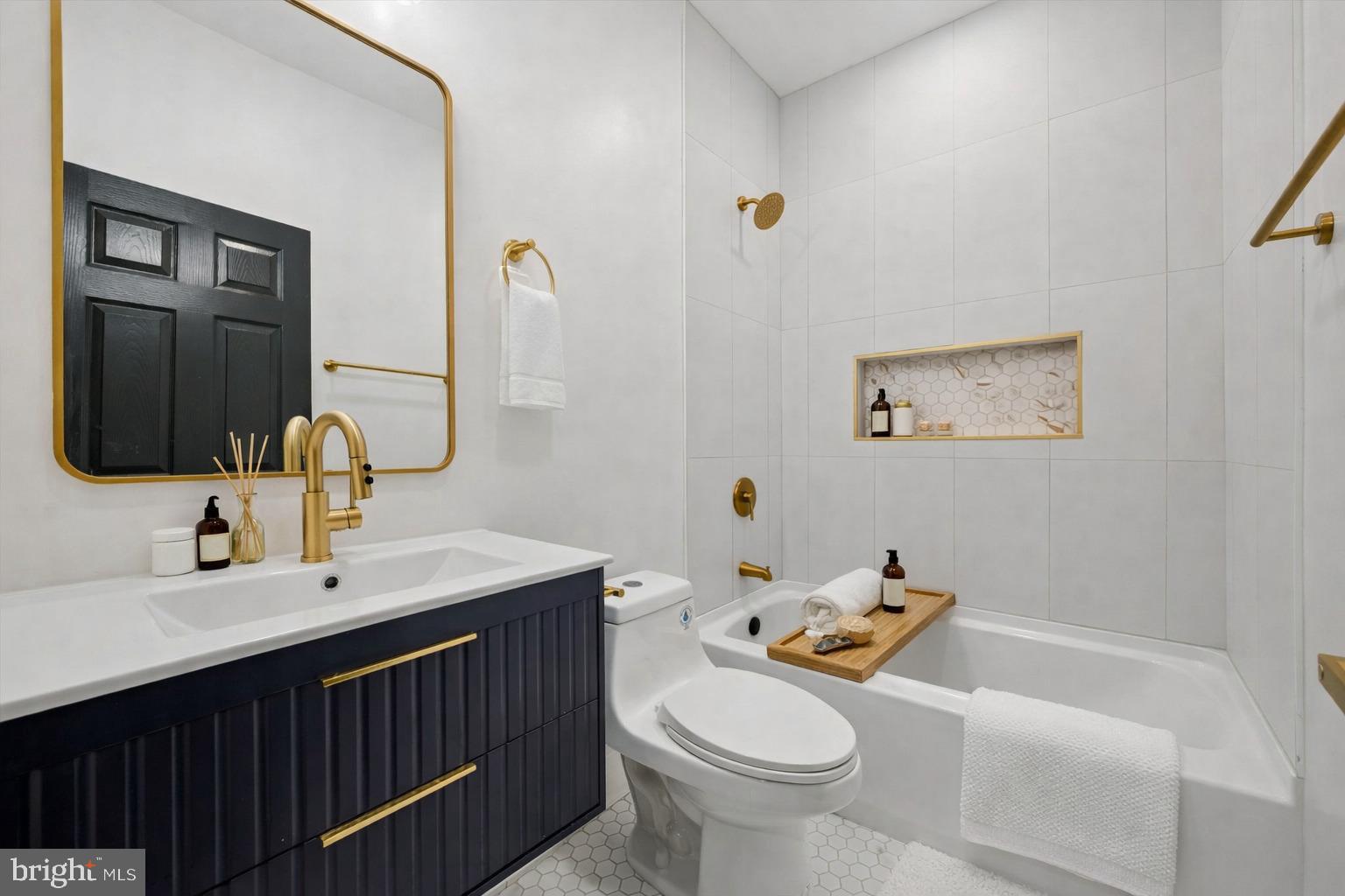 PHILADELPHIA (SOUTHWEST) - Residential