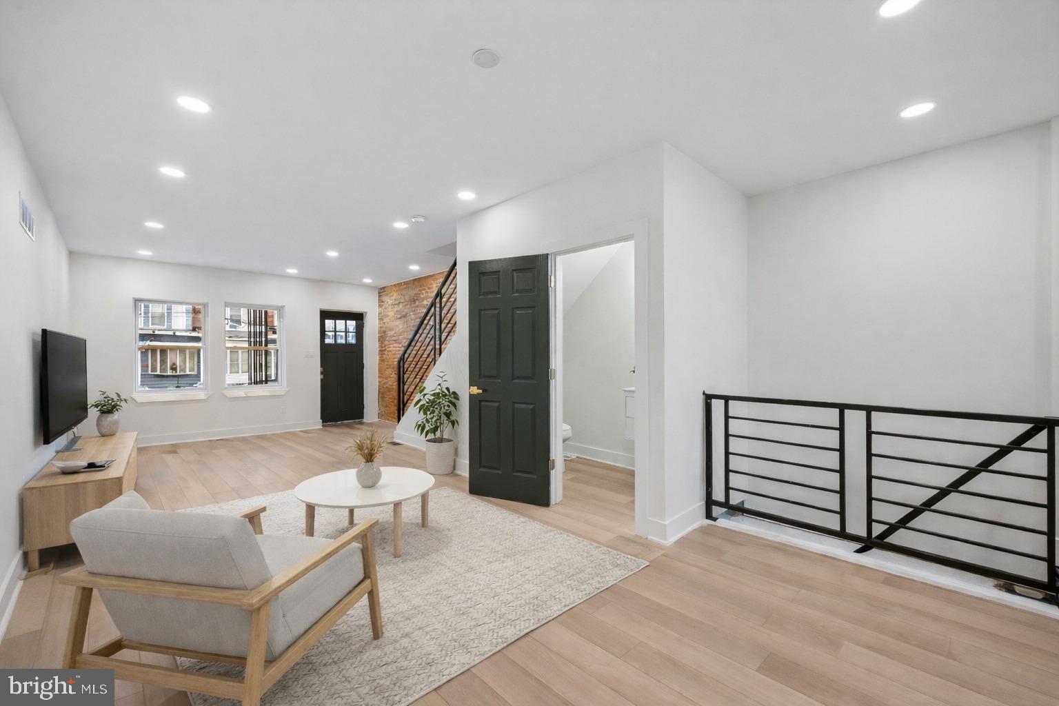 PHILADELPHIA (SOUTHWEST) - Residential