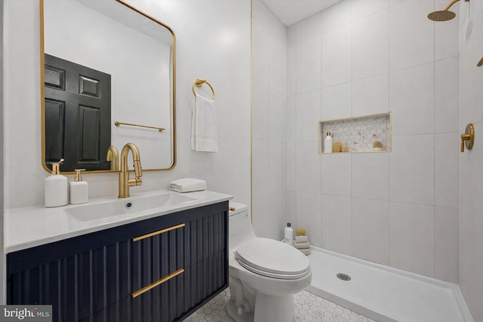 PHILADELPHIA (SOUTHWEST) - Residential