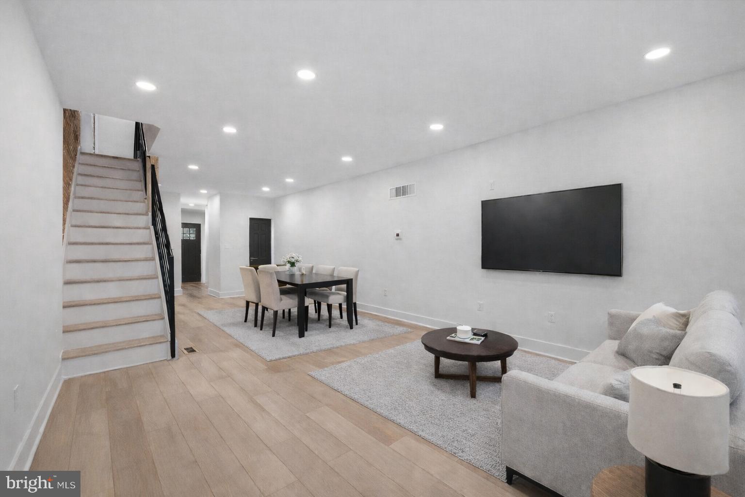 PHILADELPHIA (SOUTHWEST) - Residential