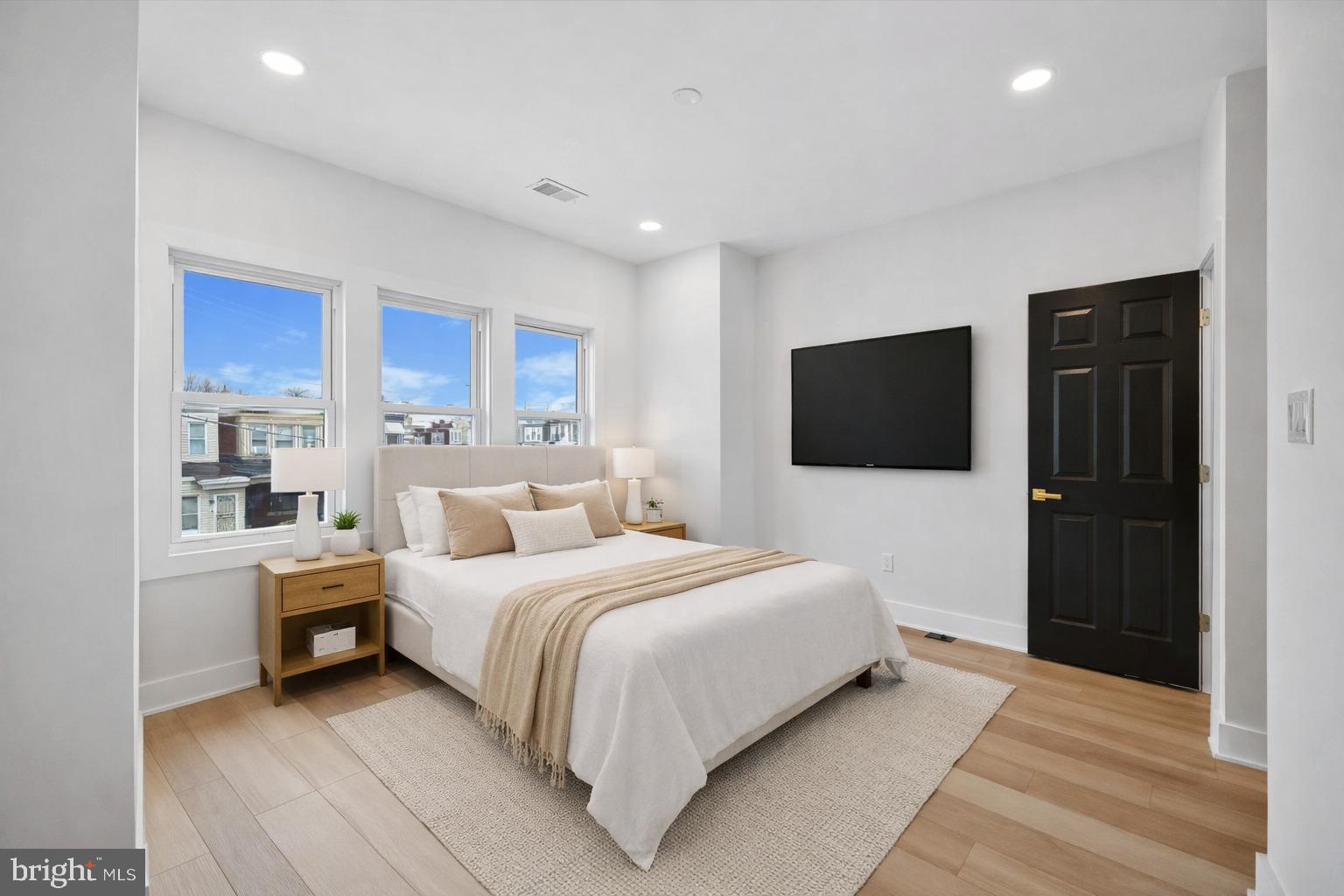 PHILADELPHIA (SOUTHWEST) - Residential