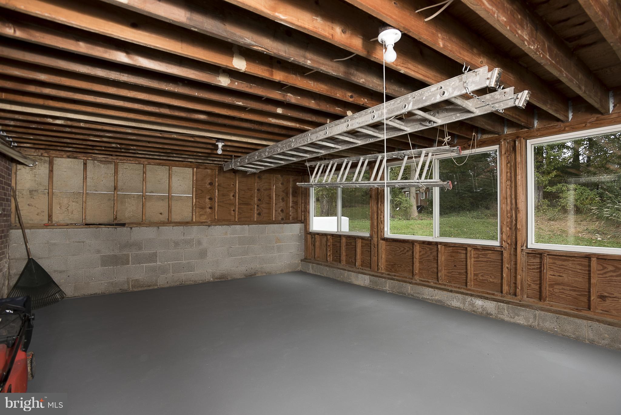 HAMMOND PARK - Residential