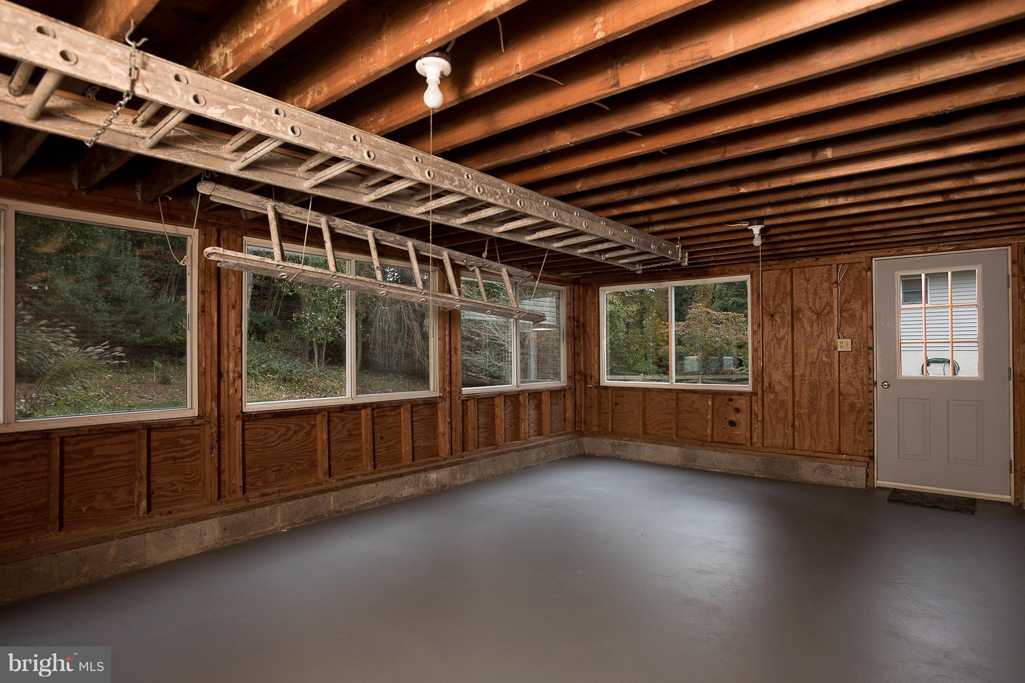 HAMMOND PARK - Residential