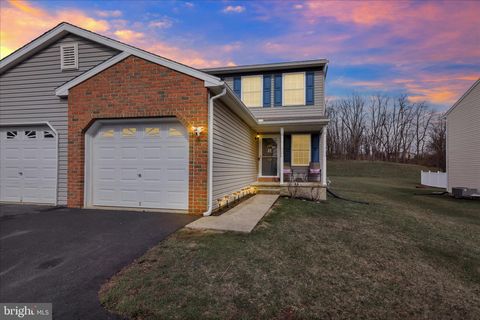 47 BEVERLY DRIVE MYERSTOWN PA 17067