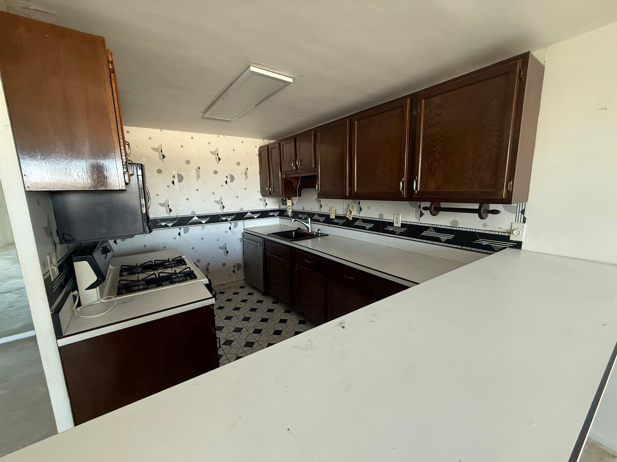 4600 DUKE STREET 923