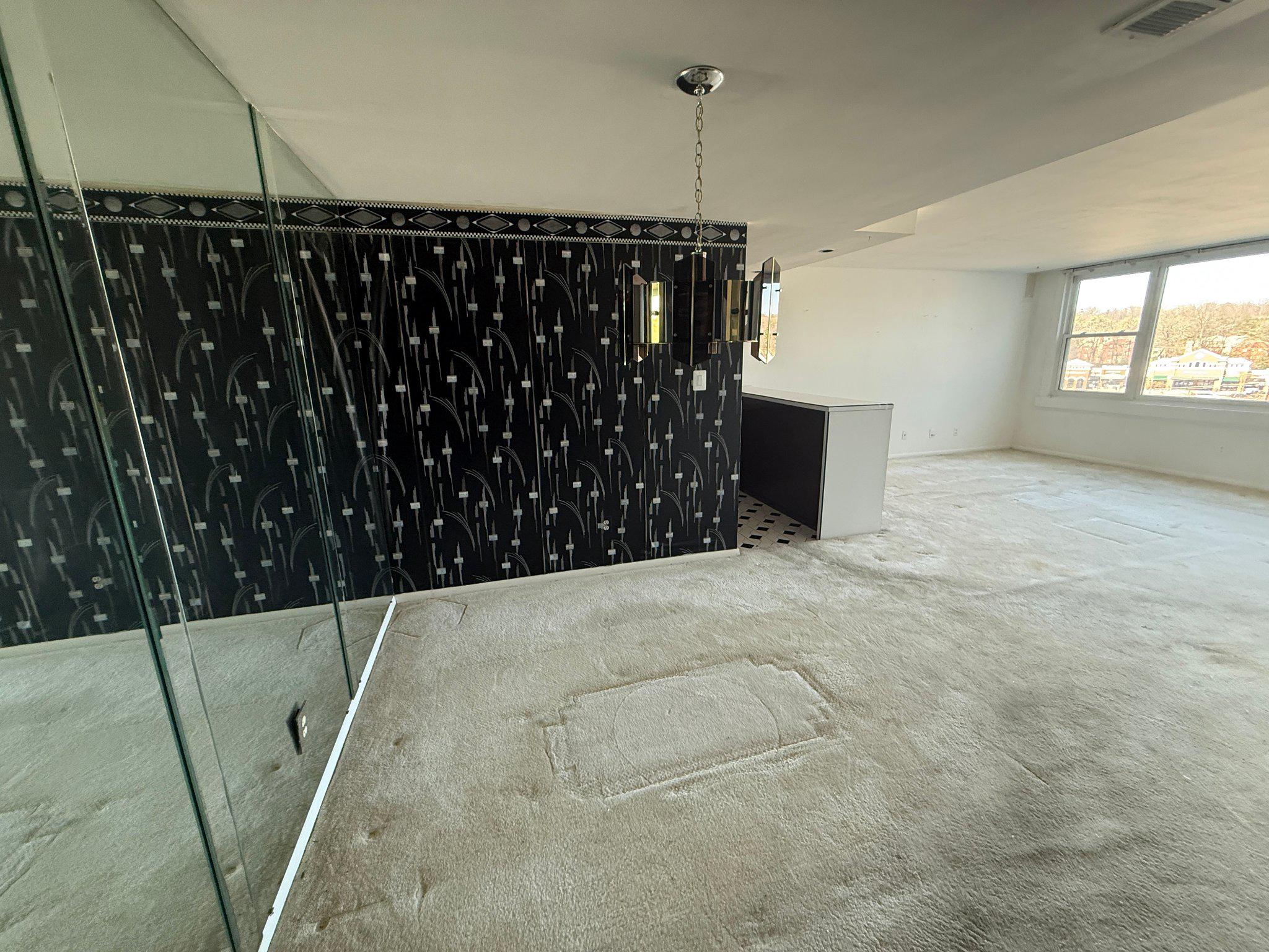 4600 DUKE STREET 923