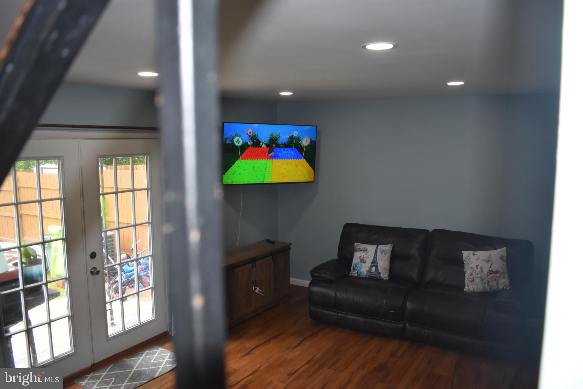 WOOTTON HEIGHTS - Residential