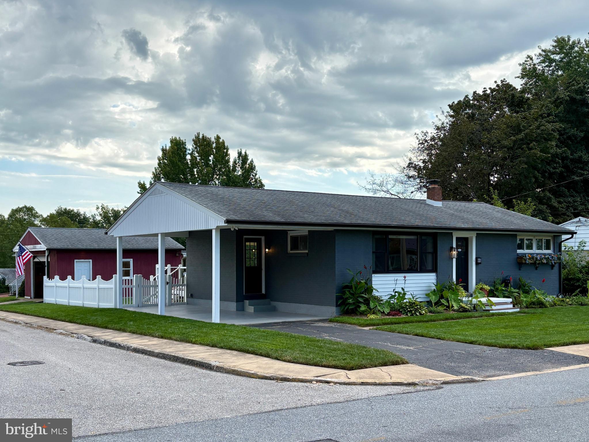 66 MAYFIELD STREET
