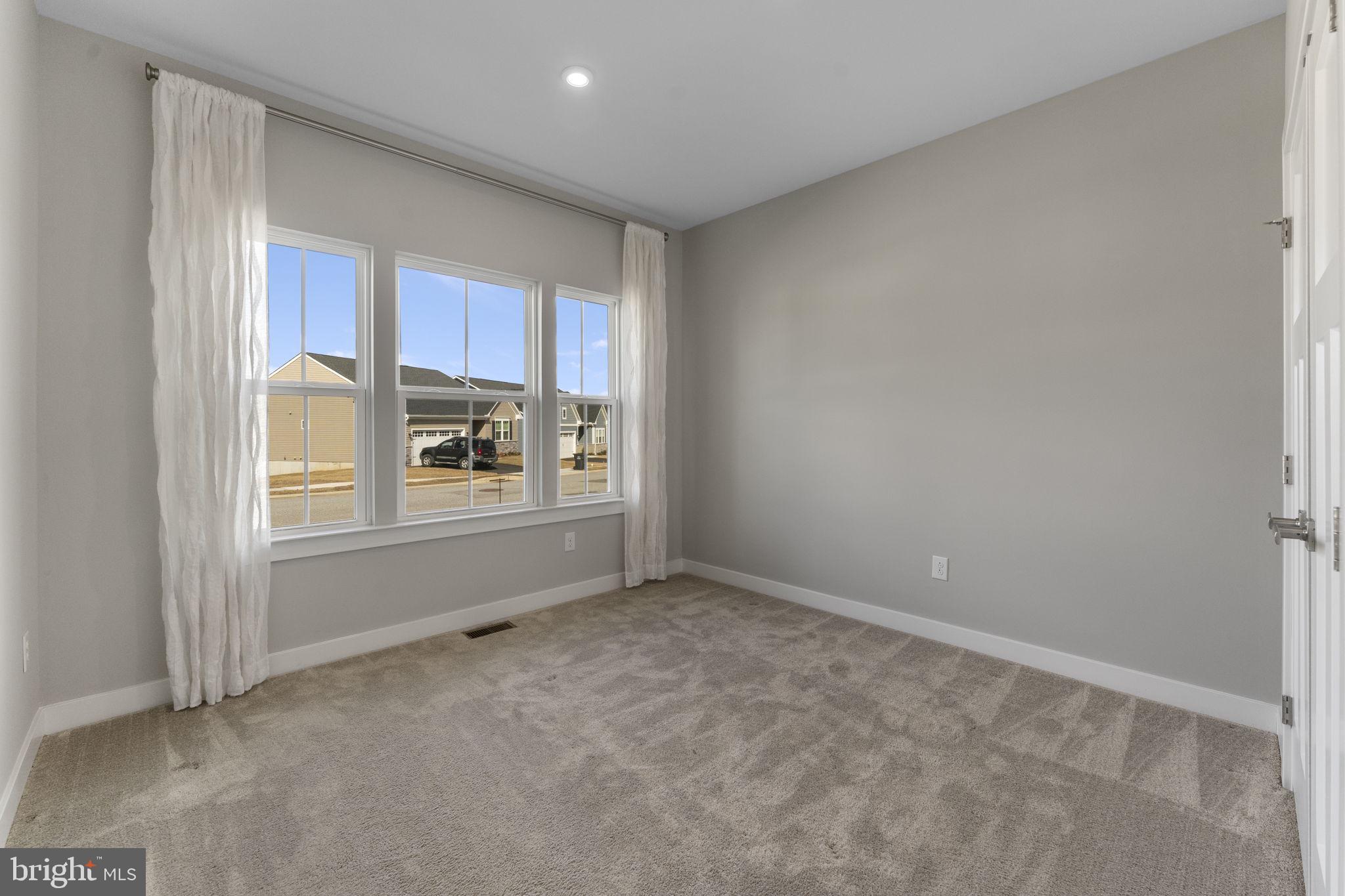 BIG ELK - Residential