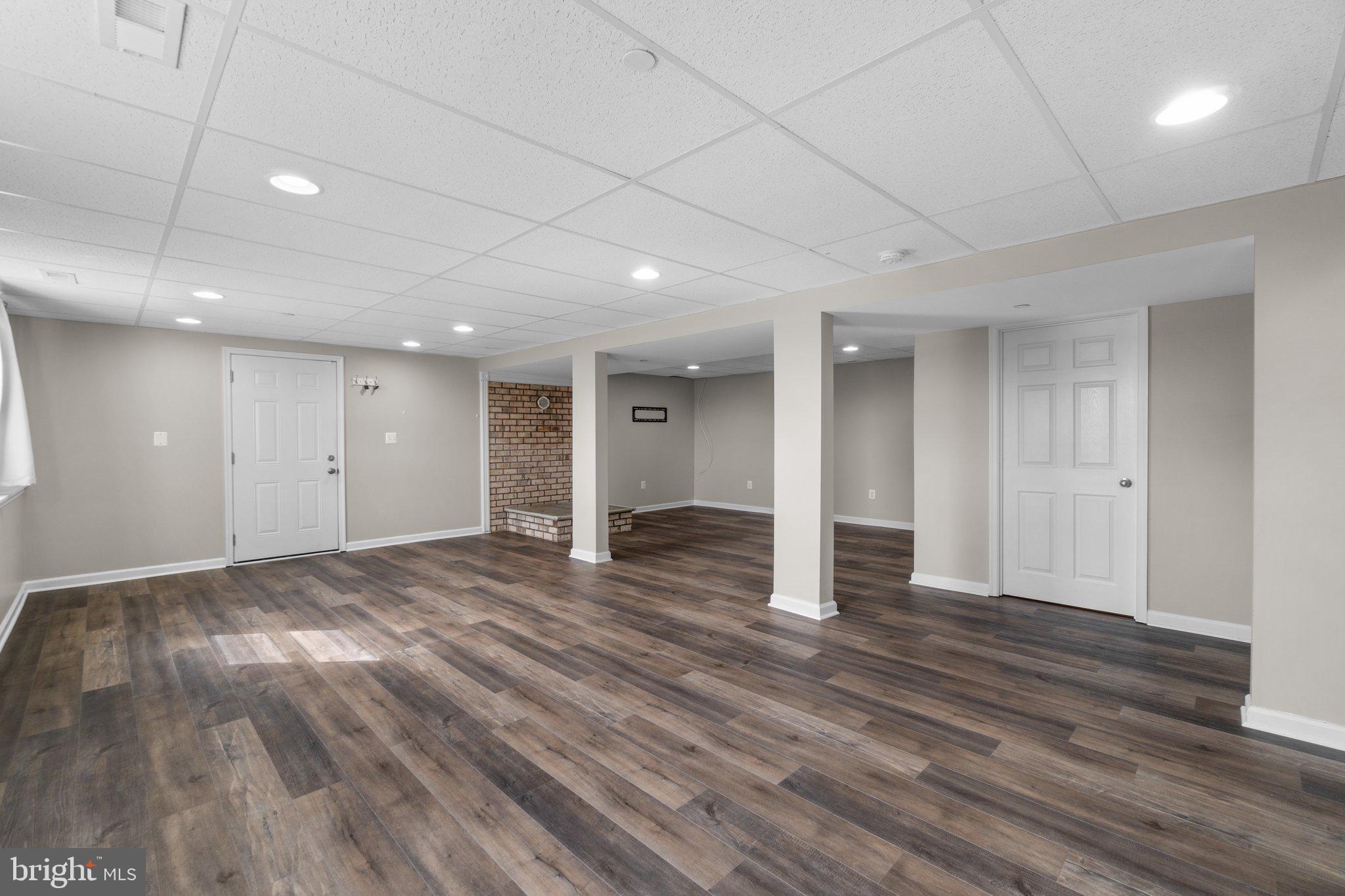 BRADDOCK ESTATES - Residential