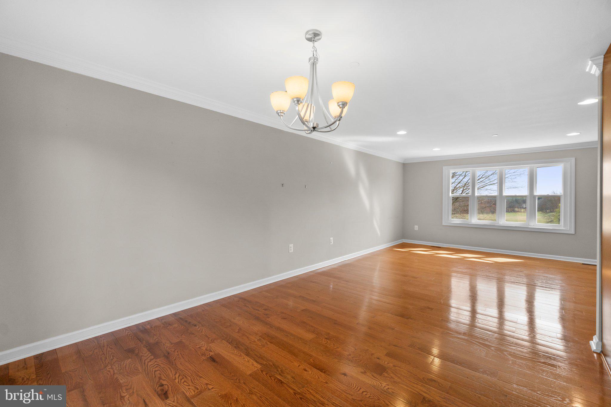 BRADDOCK ESTATES - Residential