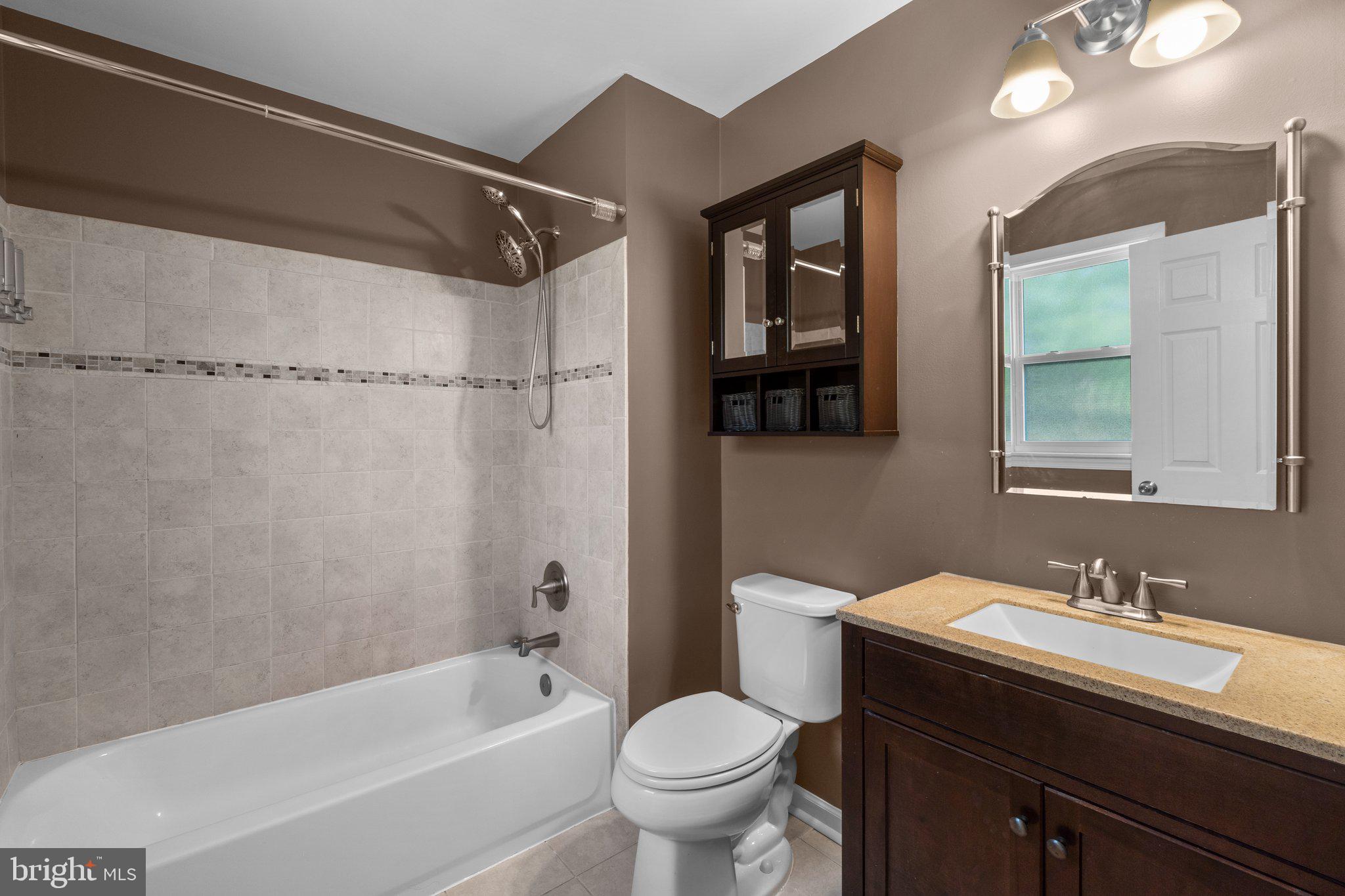 BRADDOCK ESTATES - Residential