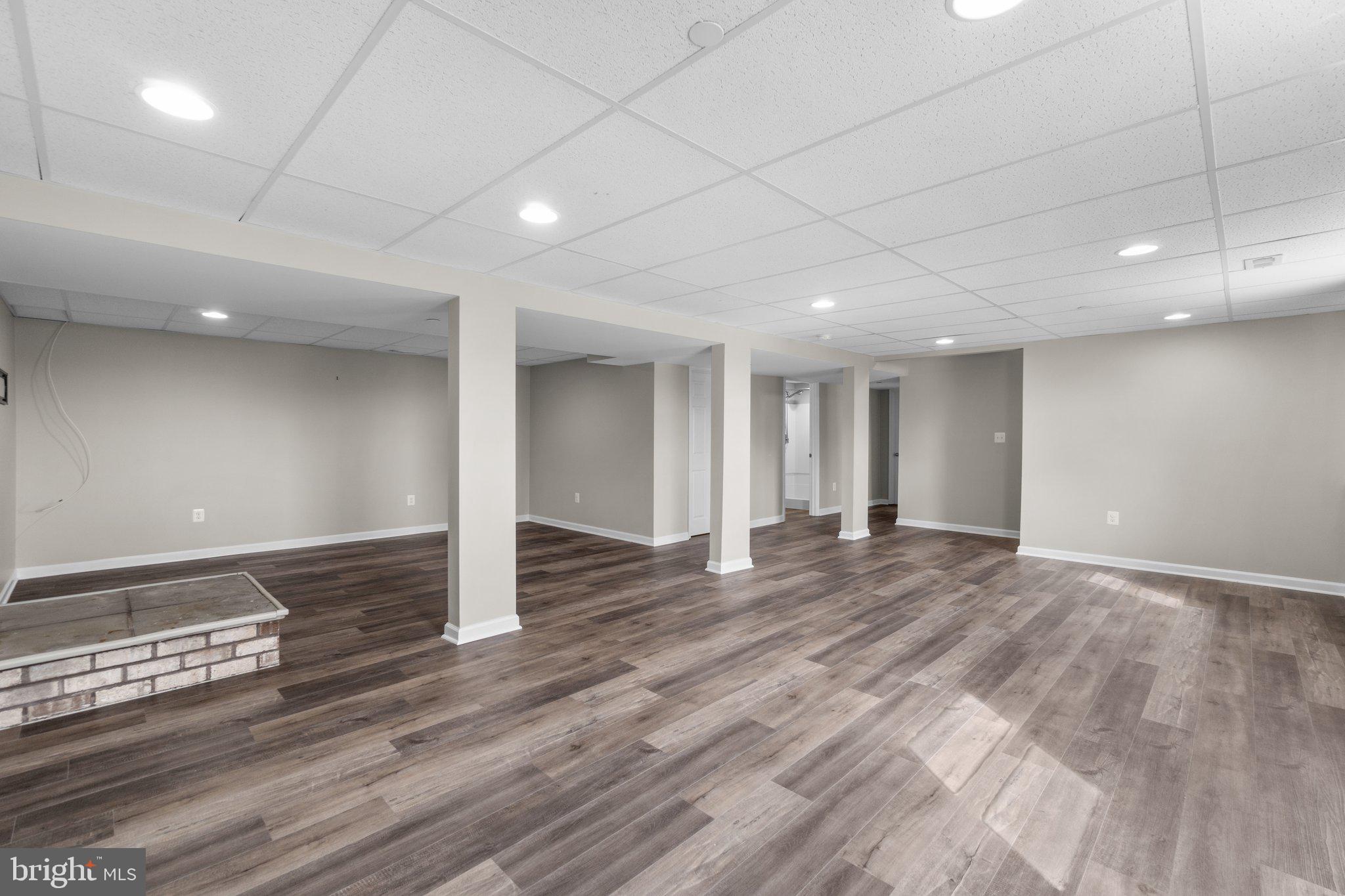 BRADDOCK ESTATES - Residential