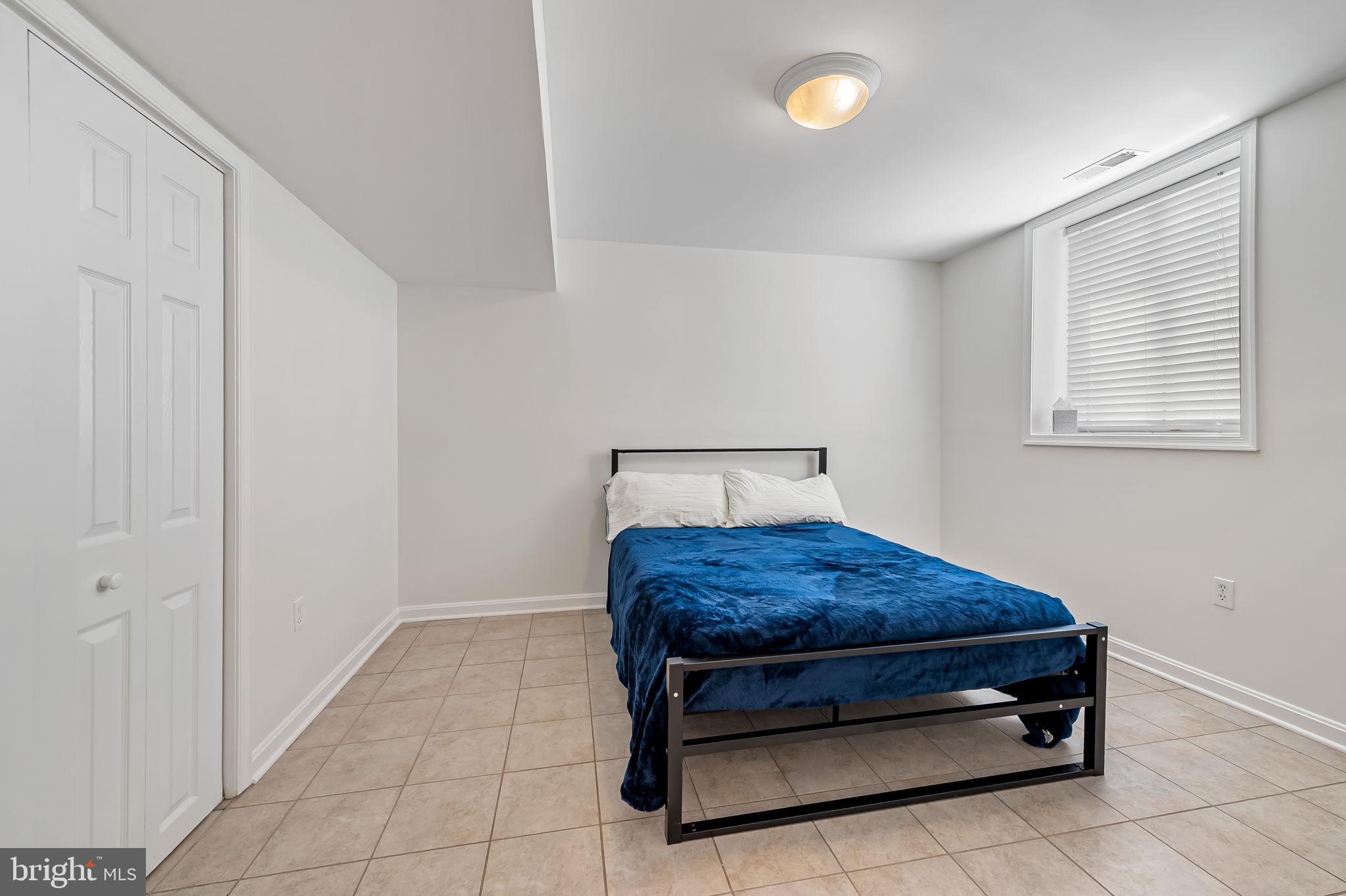 MONTGOMERY MEADOWS - Residential