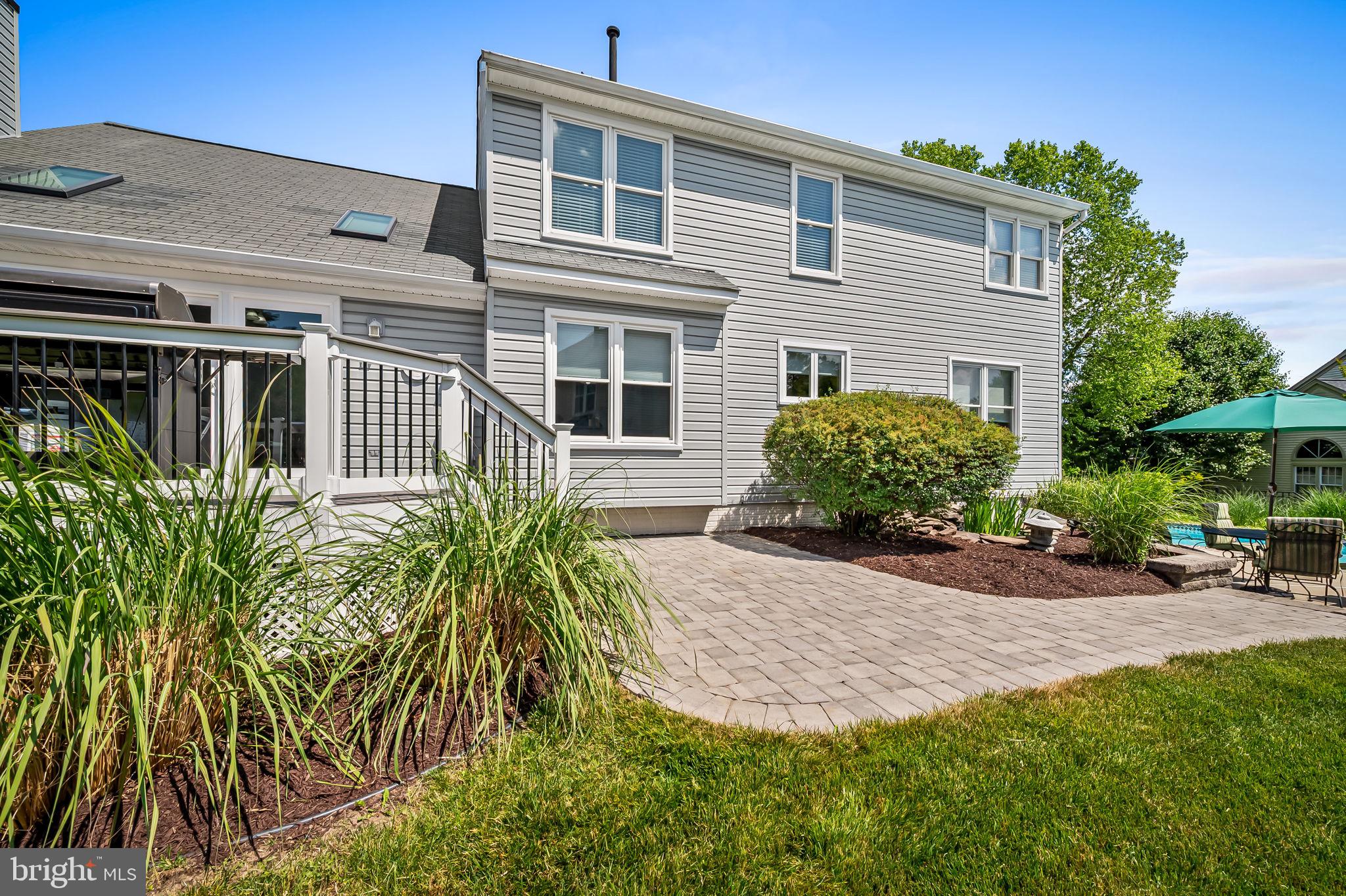 MONTGOMERY MEADOWS - Residential