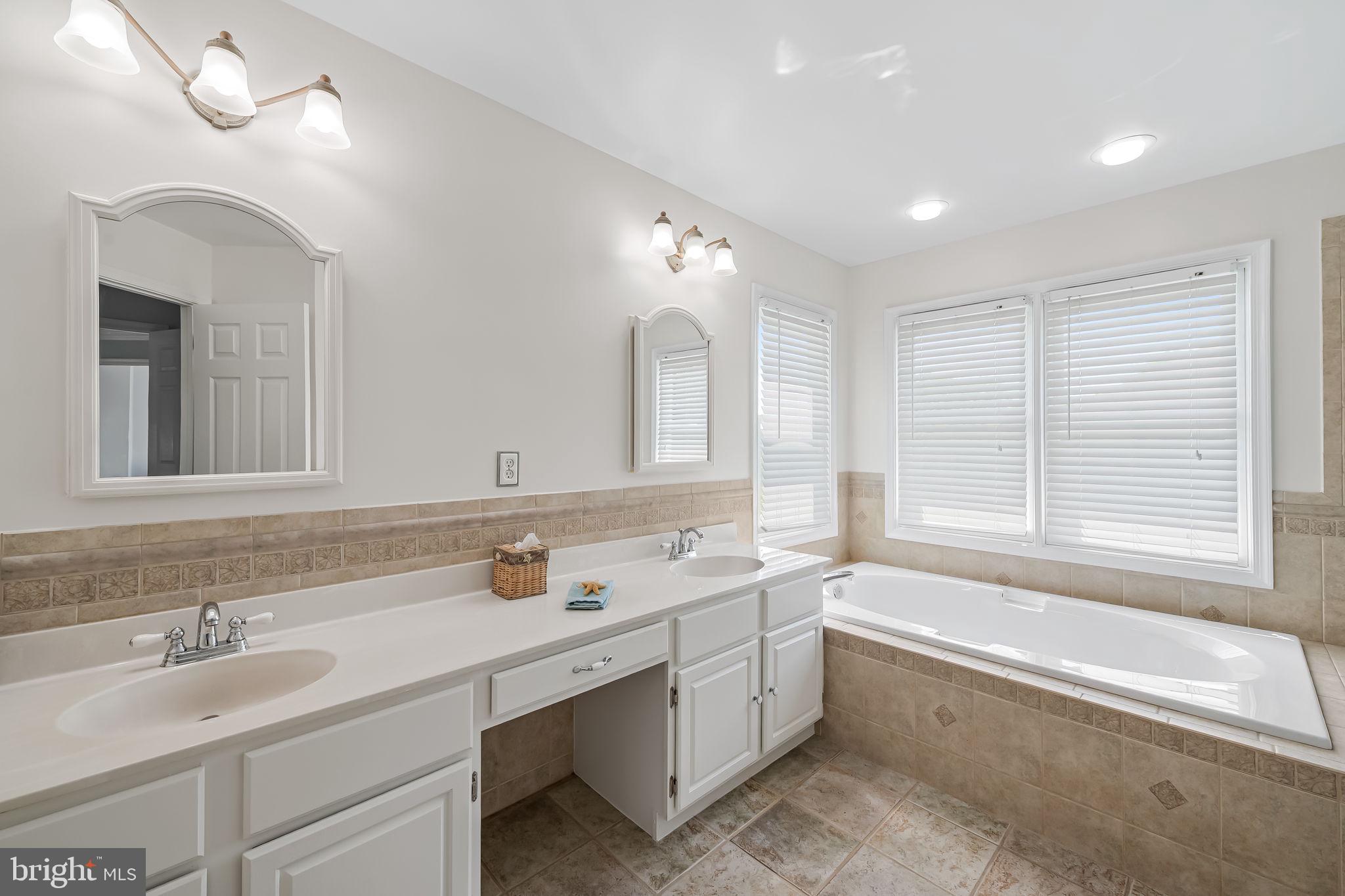 MONTGOMERY MEADOWS - Residential