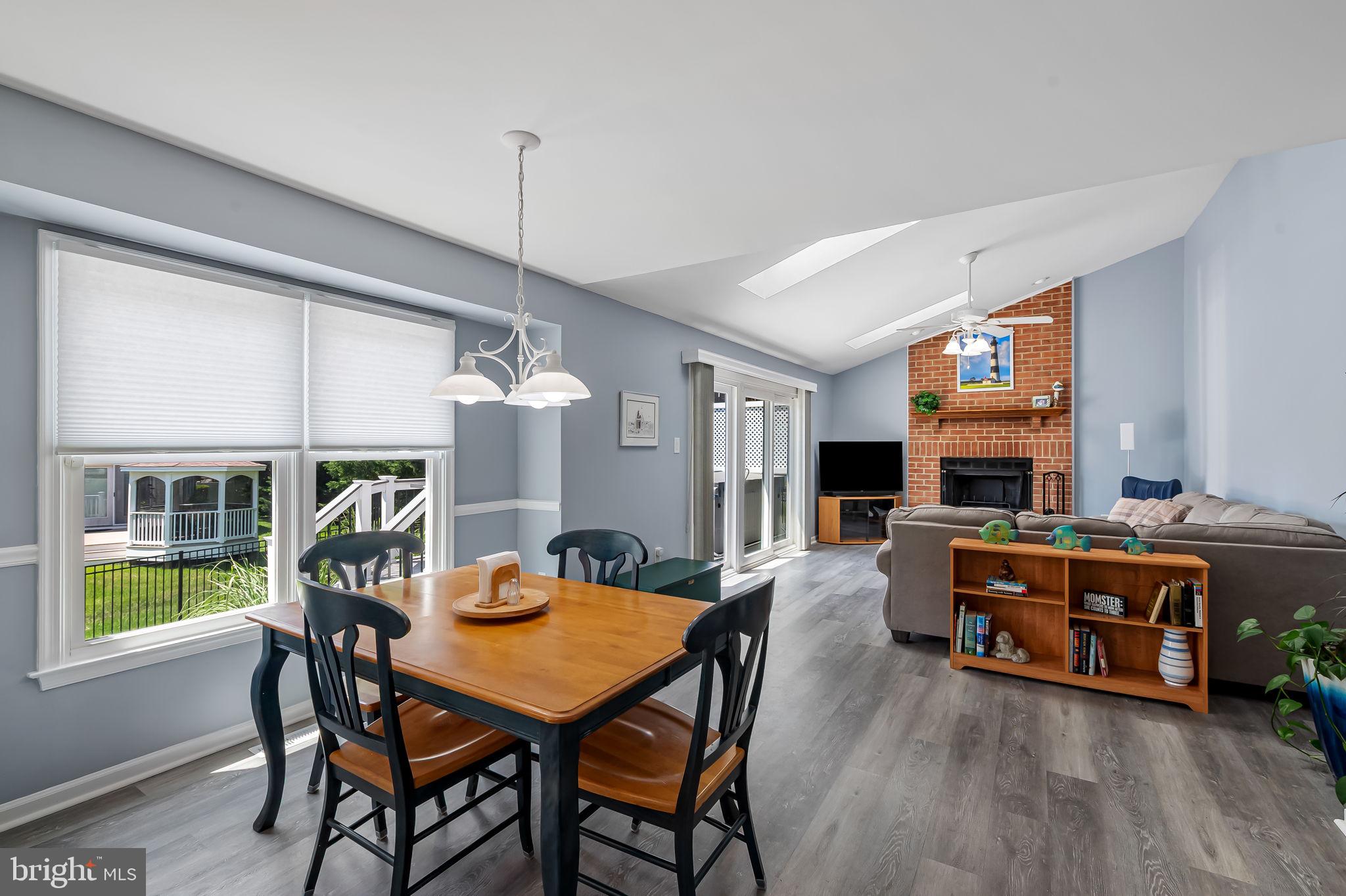 MONTGOMERY MEADOWS - Residential