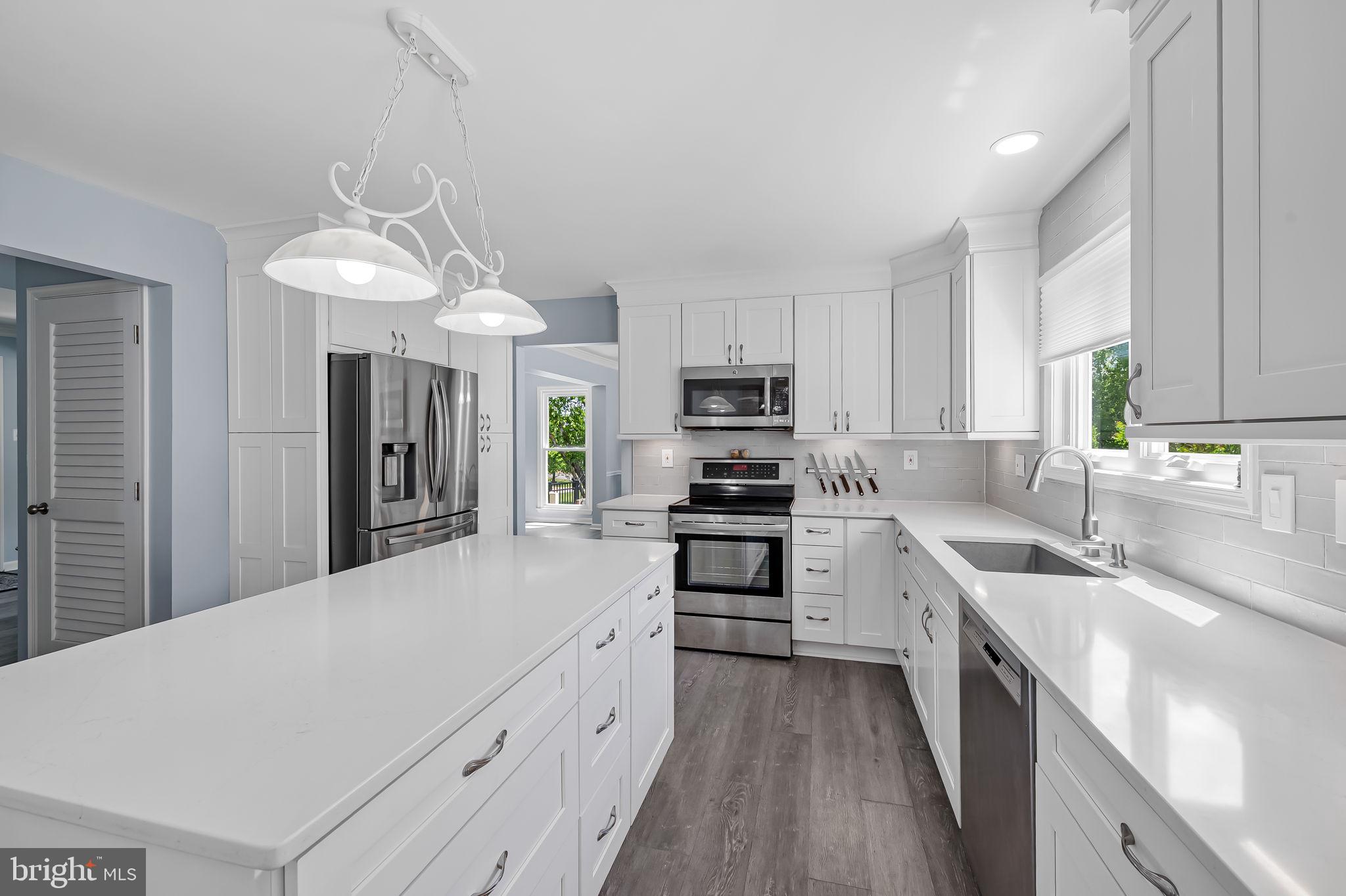 MONTGOMERY MEADOWS - Residential