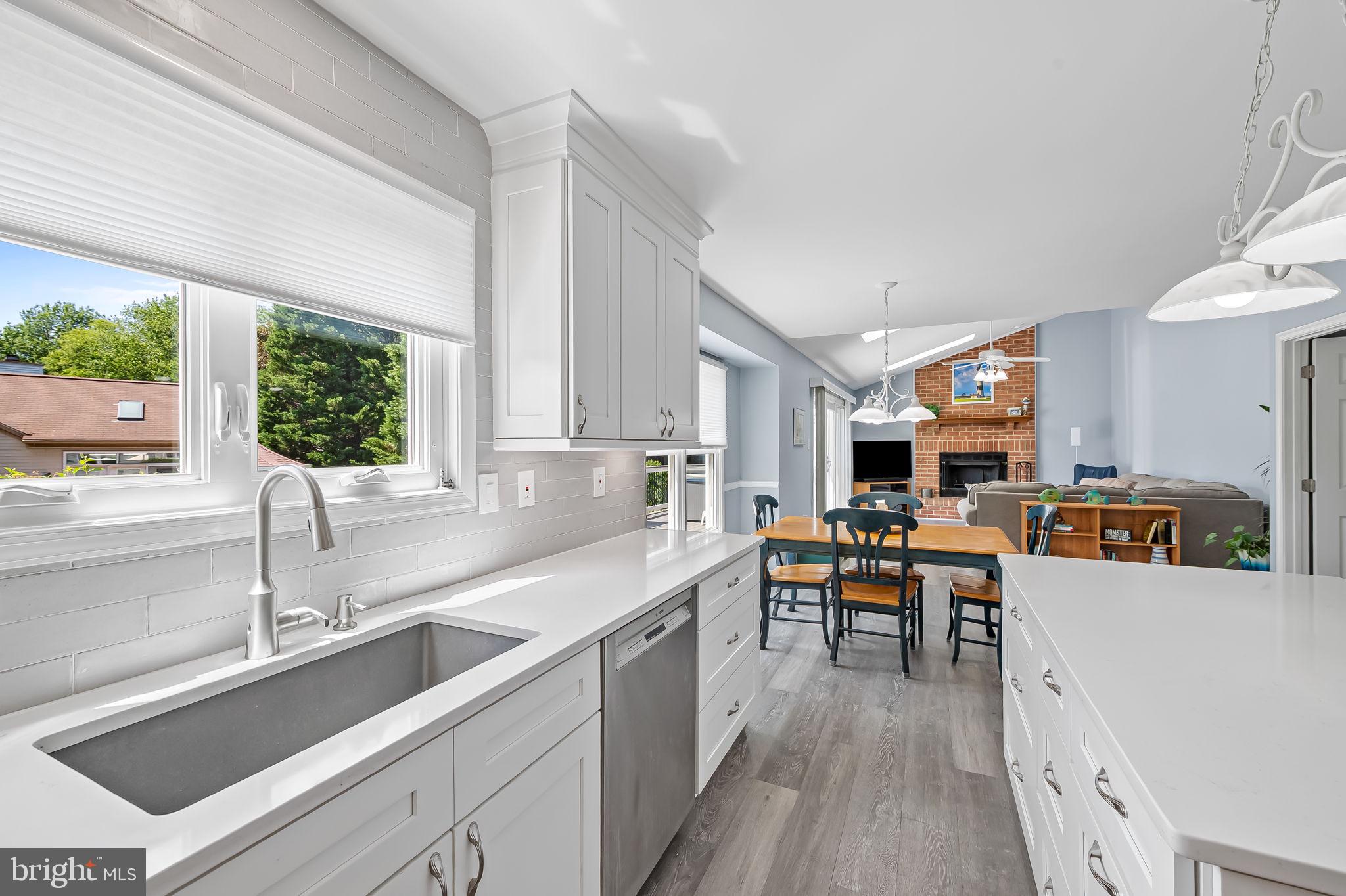MONTGOMERY MEADOWS - Residential