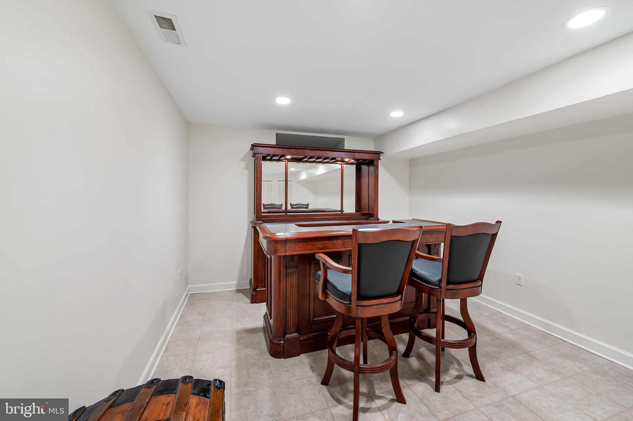 MONTGOMERY MEADOWS - Residential