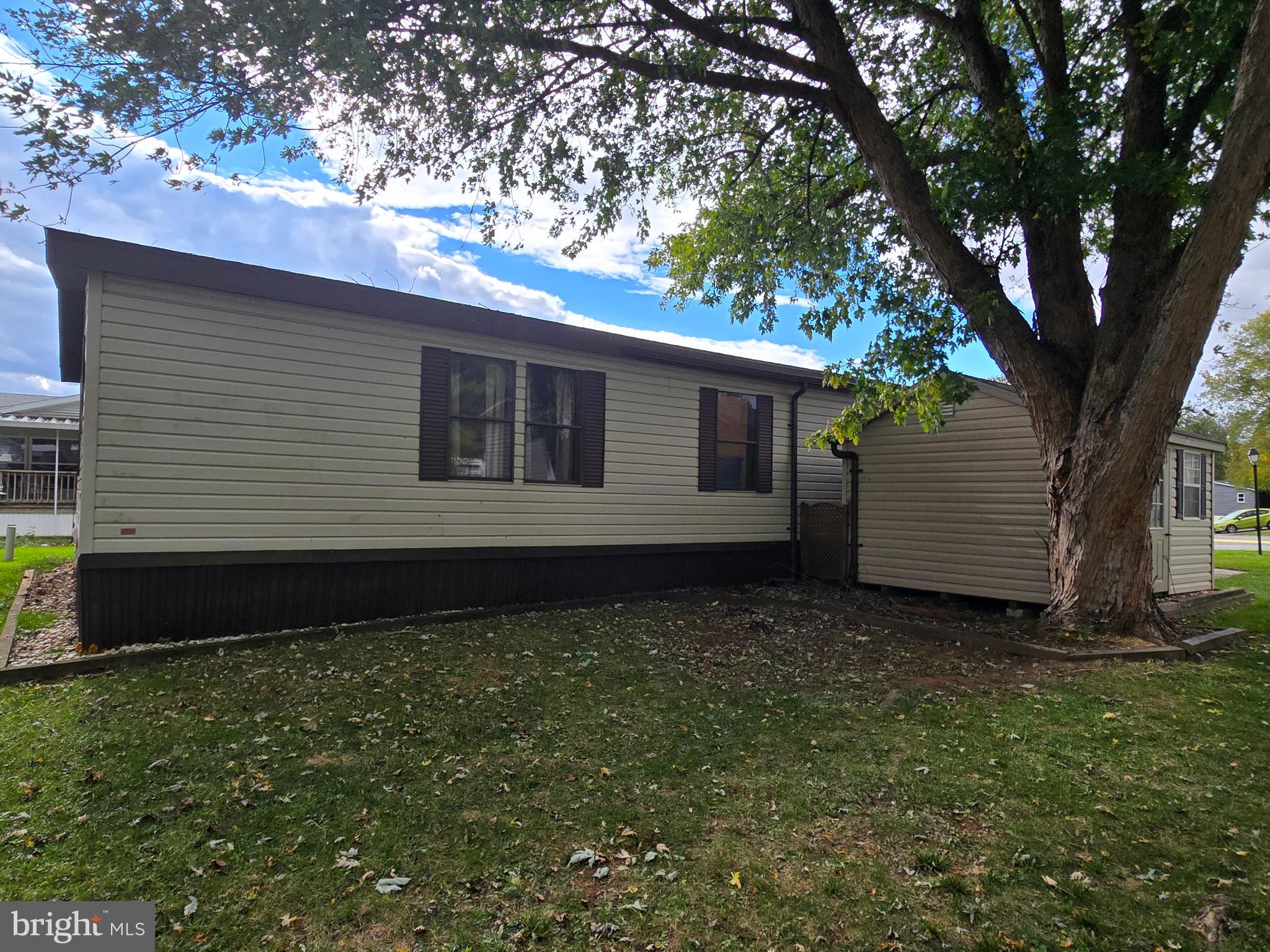 MEADOWVIEW ESTATES - Residential