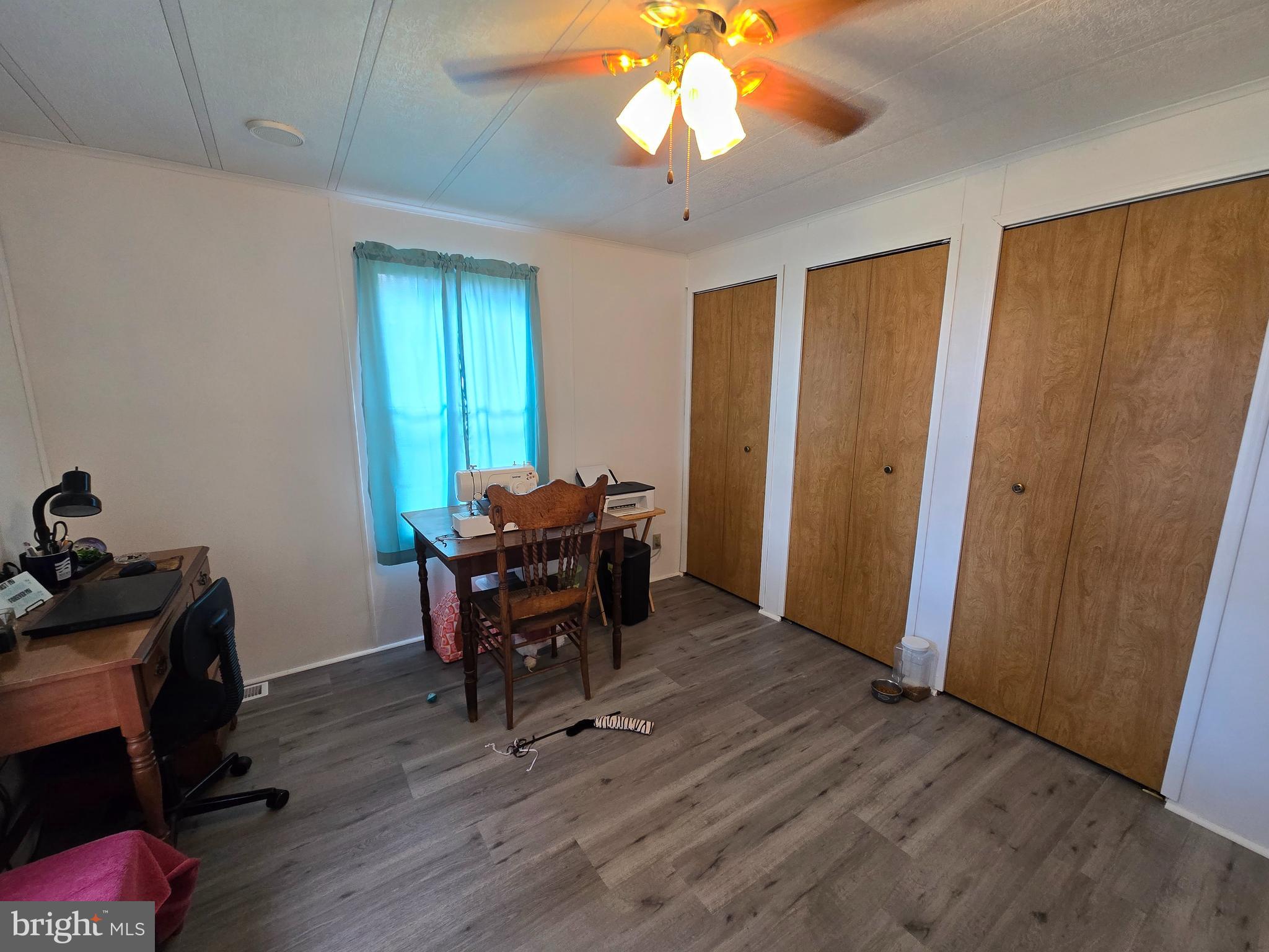 MEADOWVIEW ESTATES - Residential