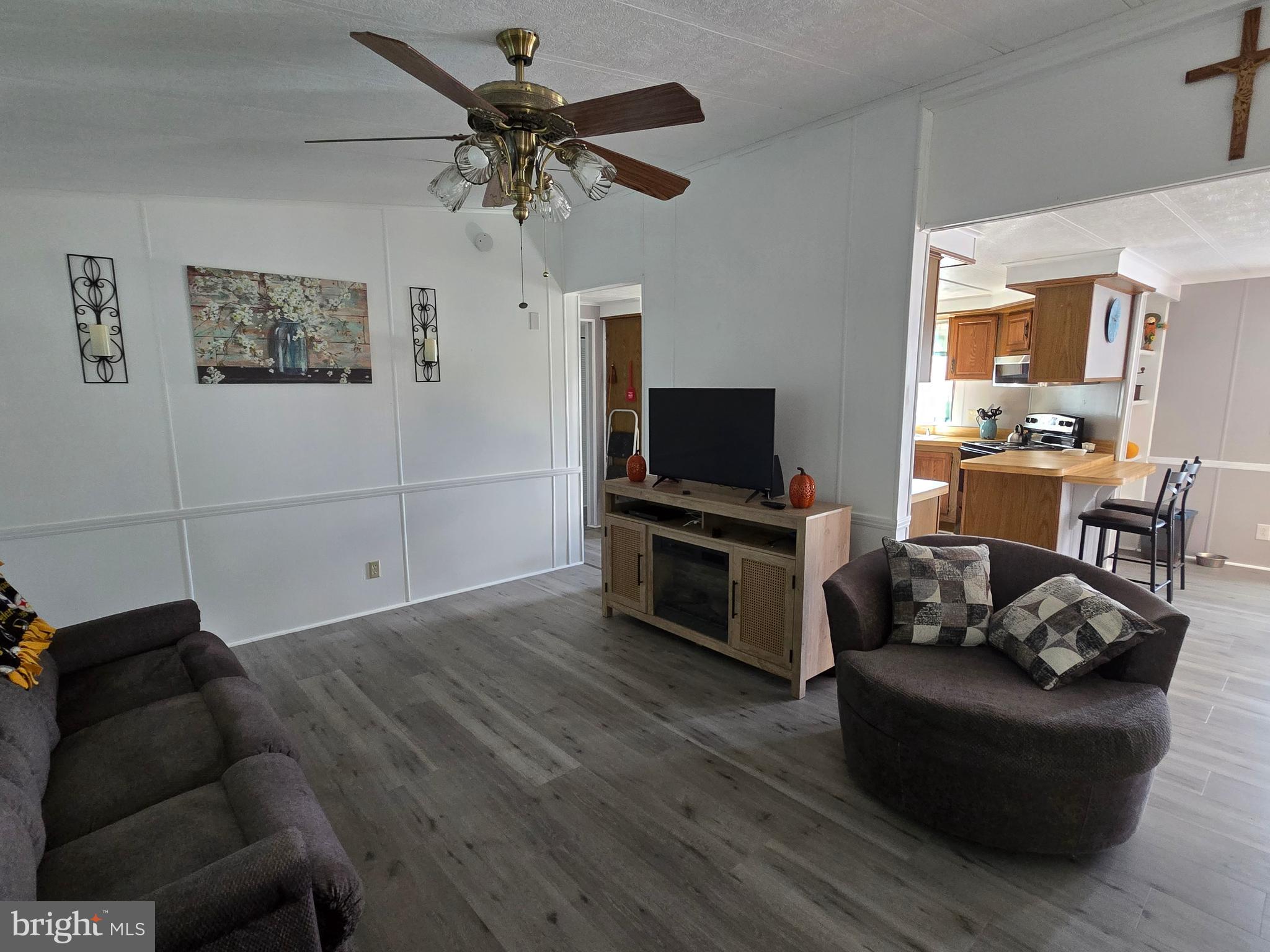 MEADOWVIEW ESTATES - Residential