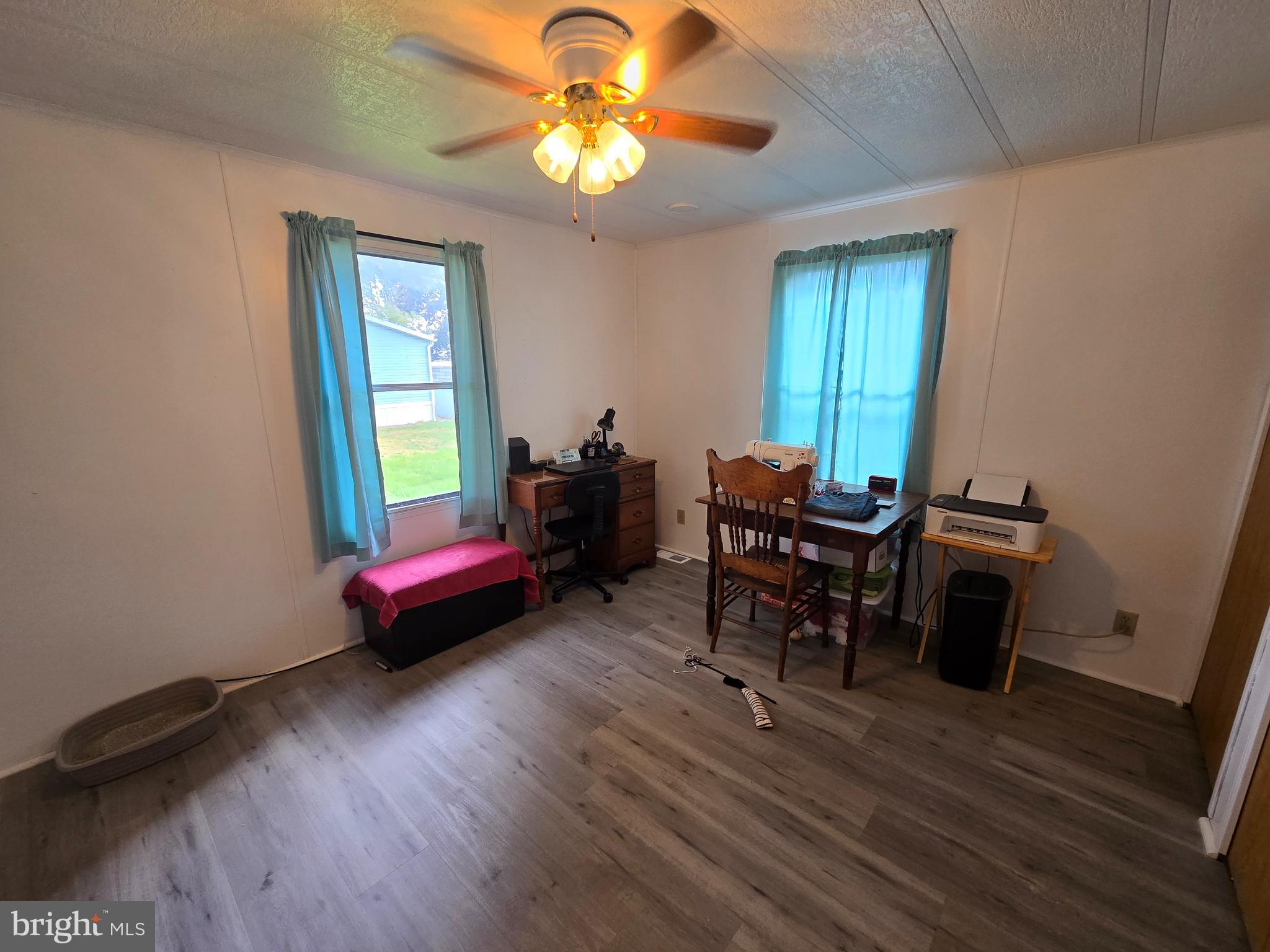 MEADOWVIEW ESTATES - Residential